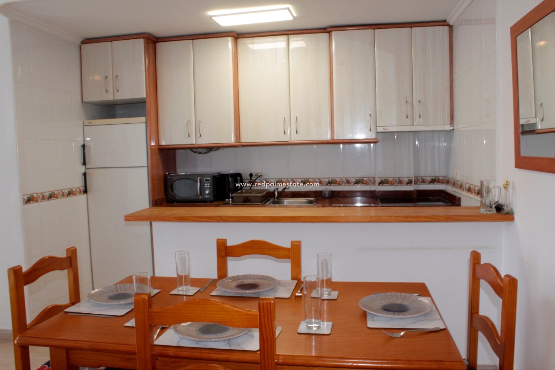 Återförsäljning - Lägenhet -
Orihuela Costa - Villamartín