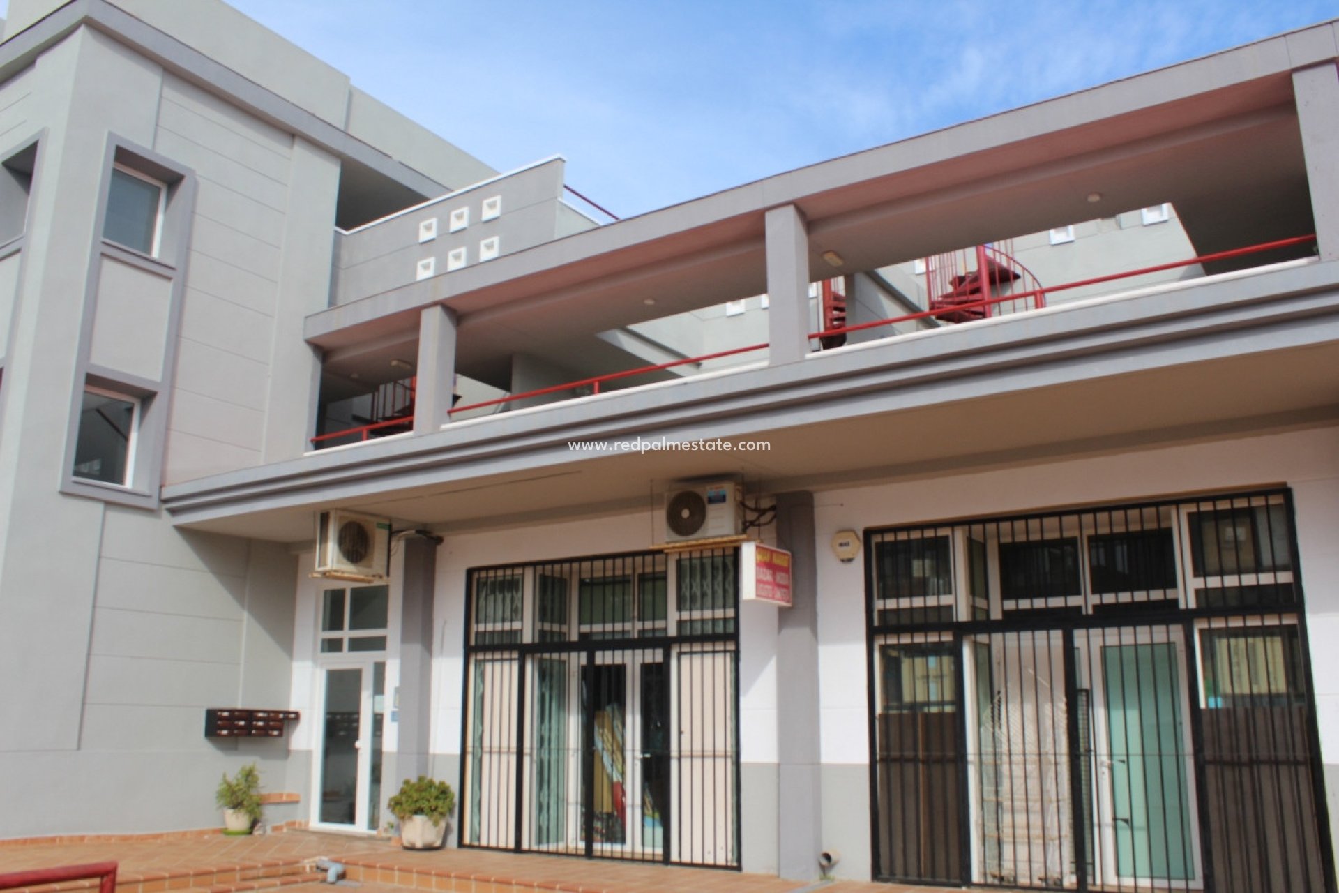 Återförsäljning - Lägenhet -
Orihuela Costa - Villamartín