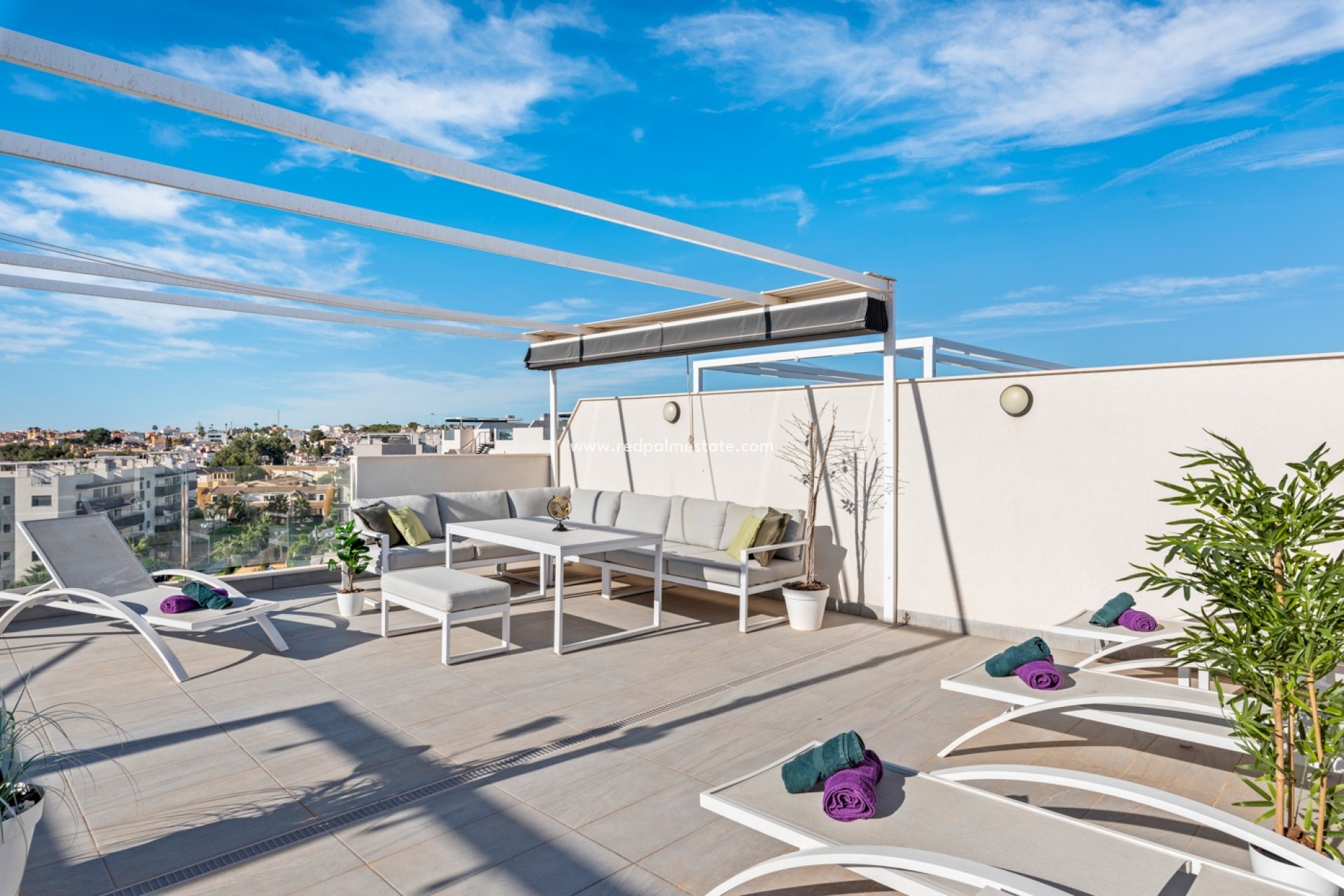 Återförsäljning - Lägenhet -
Orihuela Costa - Villamartín