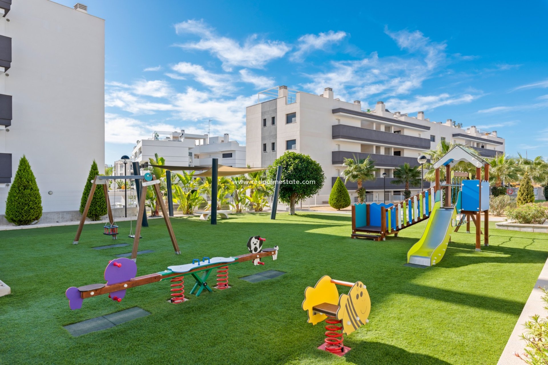 Återförsäljning - Lägenhet -
Orihuela Costa - Villamartín