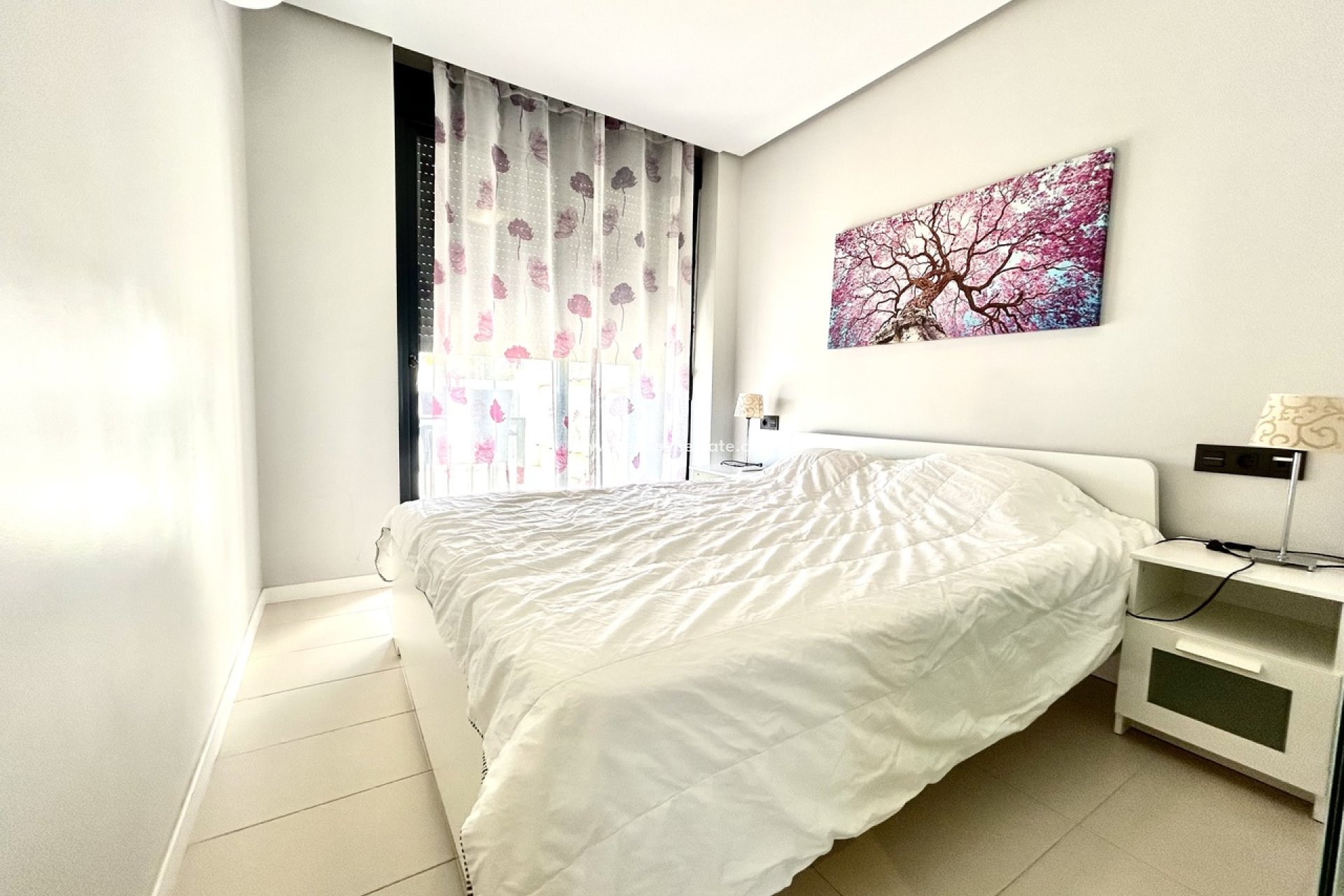 Återförsäljning - Lägenhet -
Orihuela Costa - Villamartín