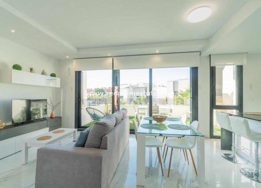 Återförsäljning - Lägenhet -
Orihuela Costa - Villamartín