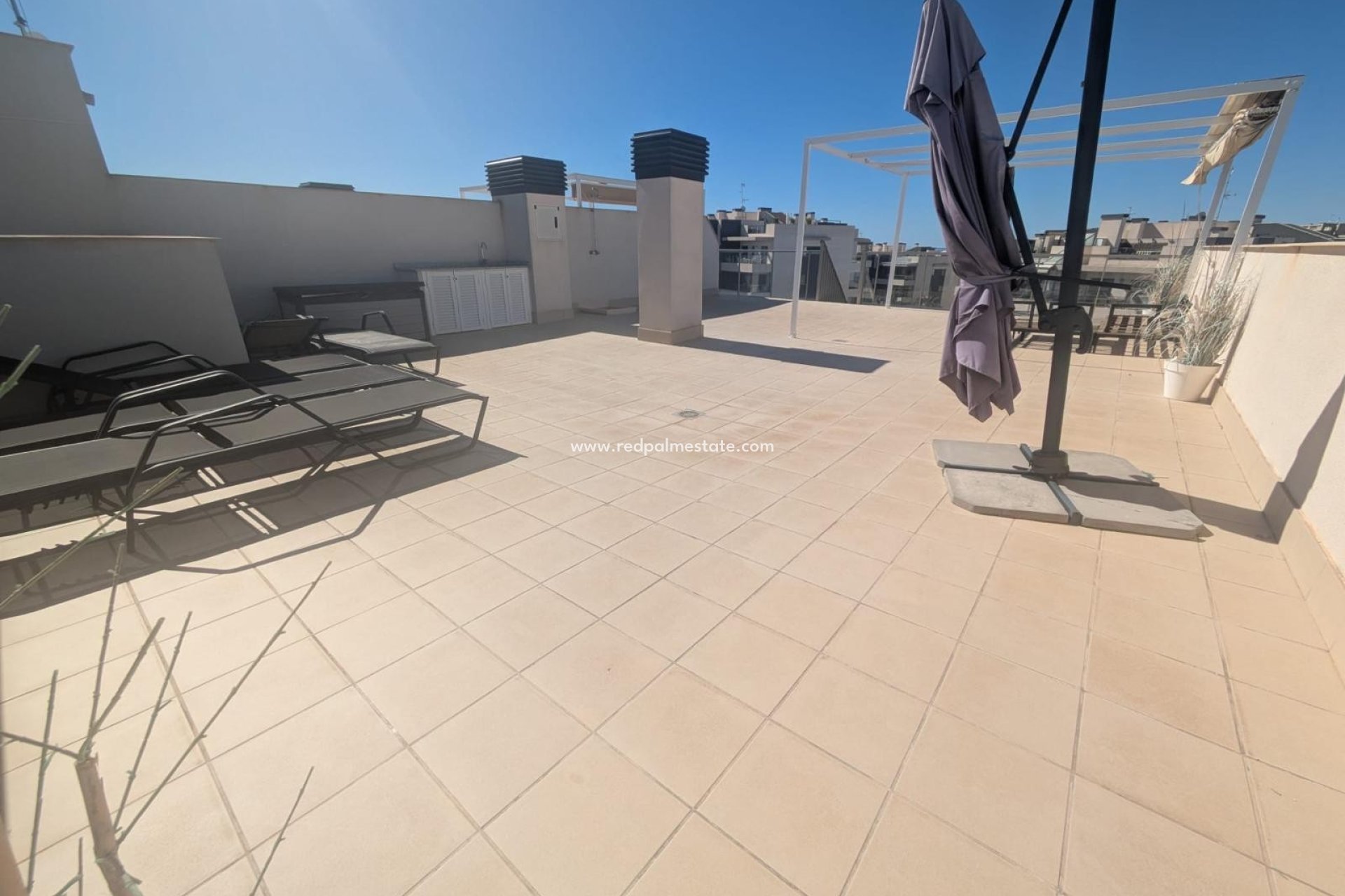 Återförsäljning - Lägenhet -
Orihuela Costa - Villamartín
