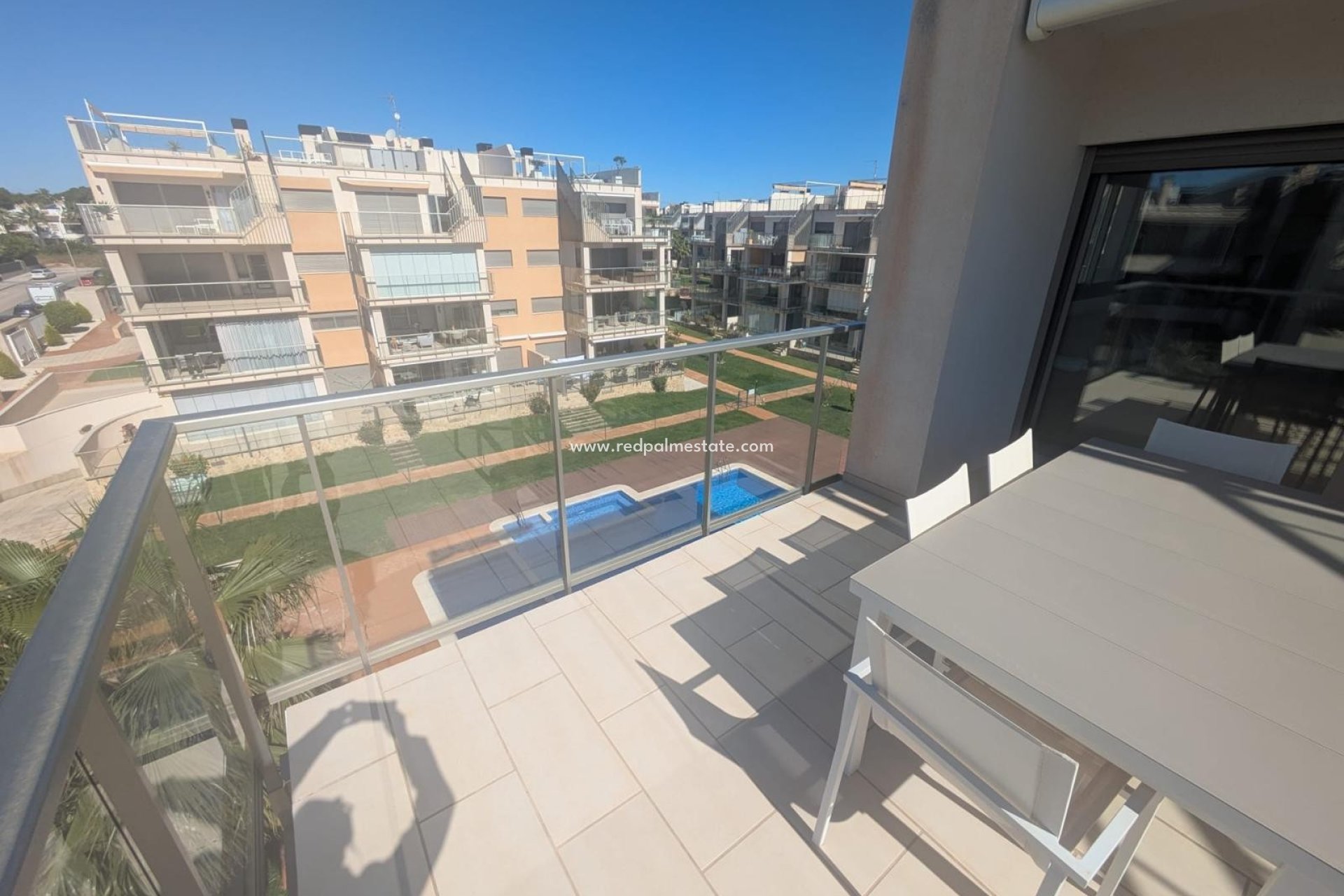 Återförsäljning - Lägenhet -
Orihuela Costa - Villamartín