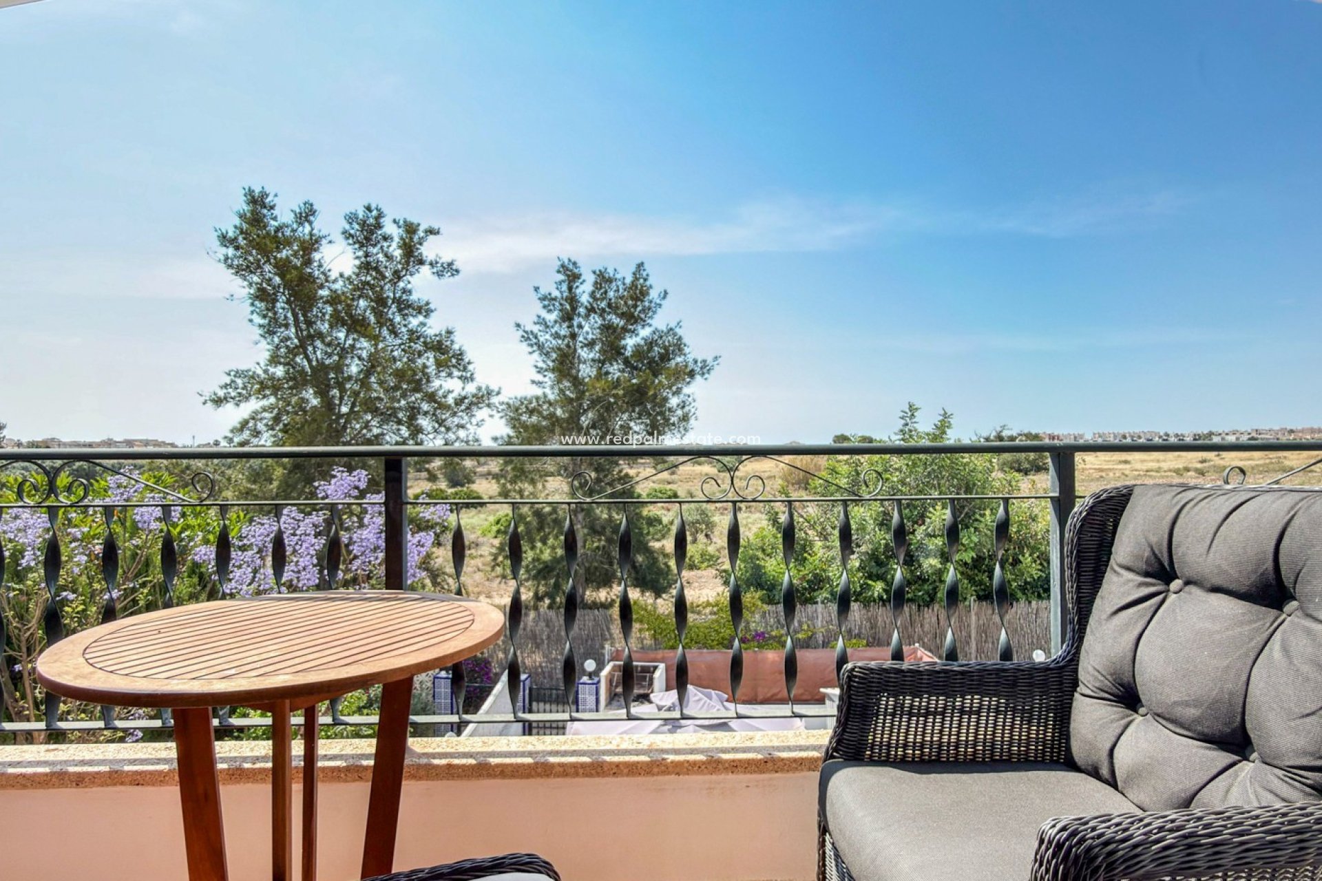 Återförsäljning - Lägenhet -
Orihuela Costa - Villamartín