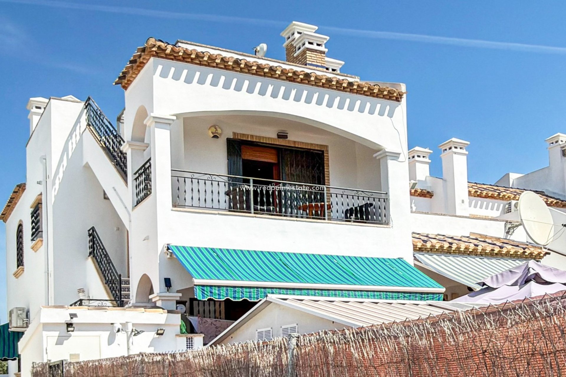 Återförsäljning - Lägenhet -
Orihuela Costa - Villamartín