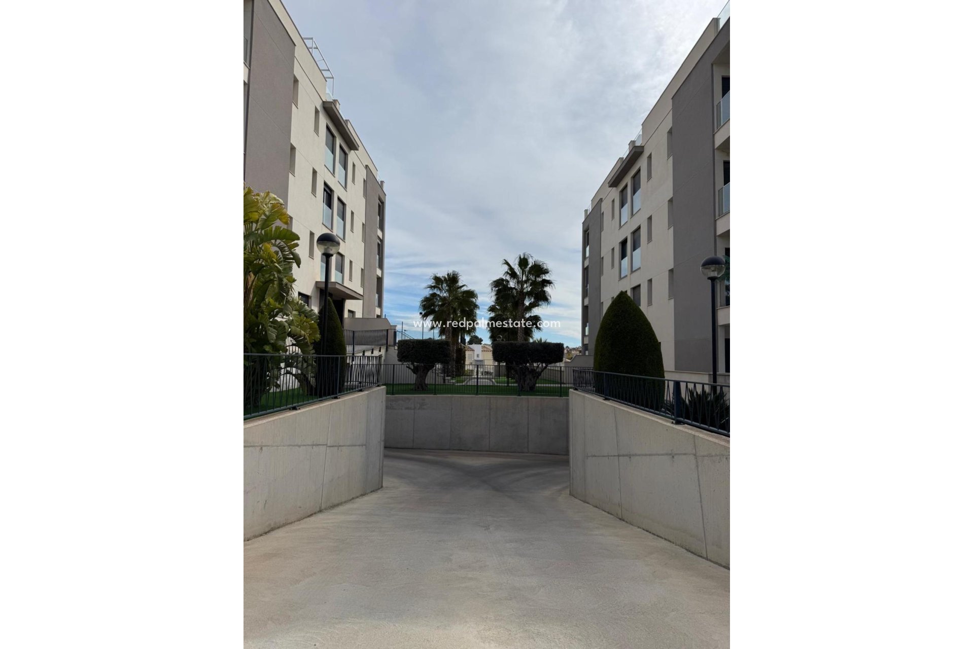 Återförsäljning - Lägenhet -
Orihuela Costa - Villamartín