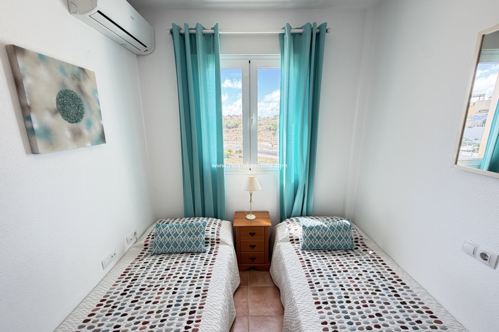 Återförsäljning - Lägenhet -
Orihuela Costa - Villamartín