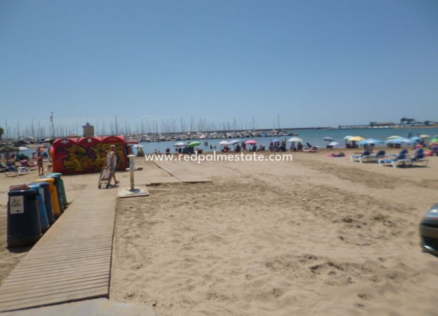 Återförsäljning - Lägenhet -
Orihuela Costa - Villamartín