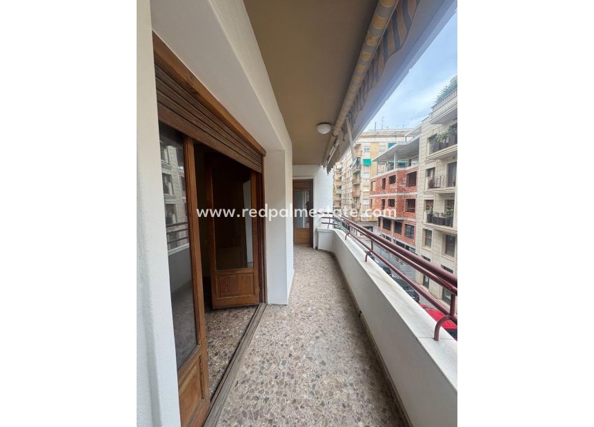 Återförsäljning - Lägenhet -
Orihuela Costa - Zona Centro