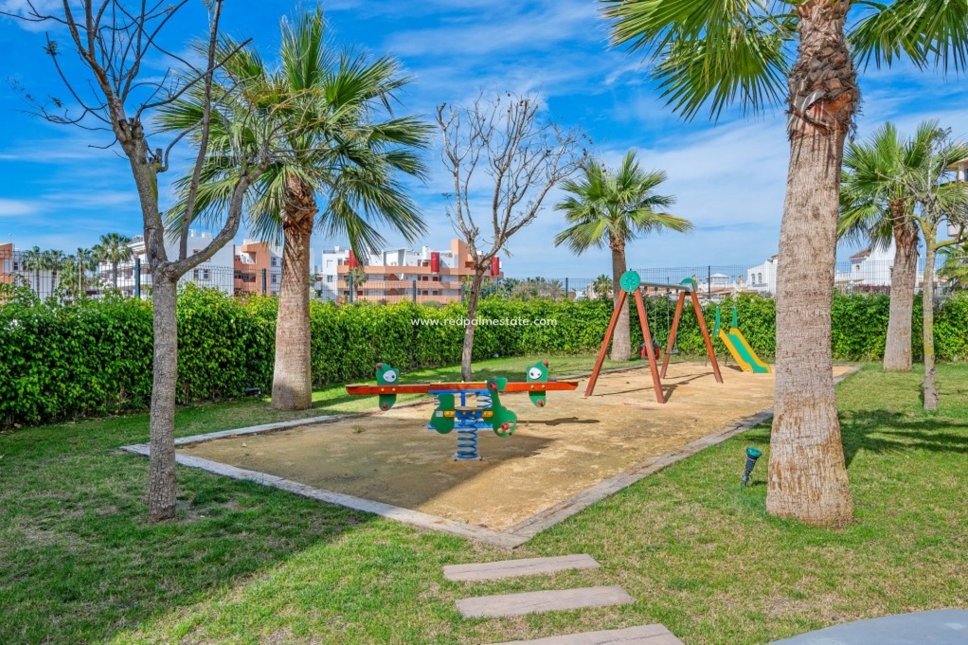 Återförsäljning - Lägenhet -
Orihuela Costa