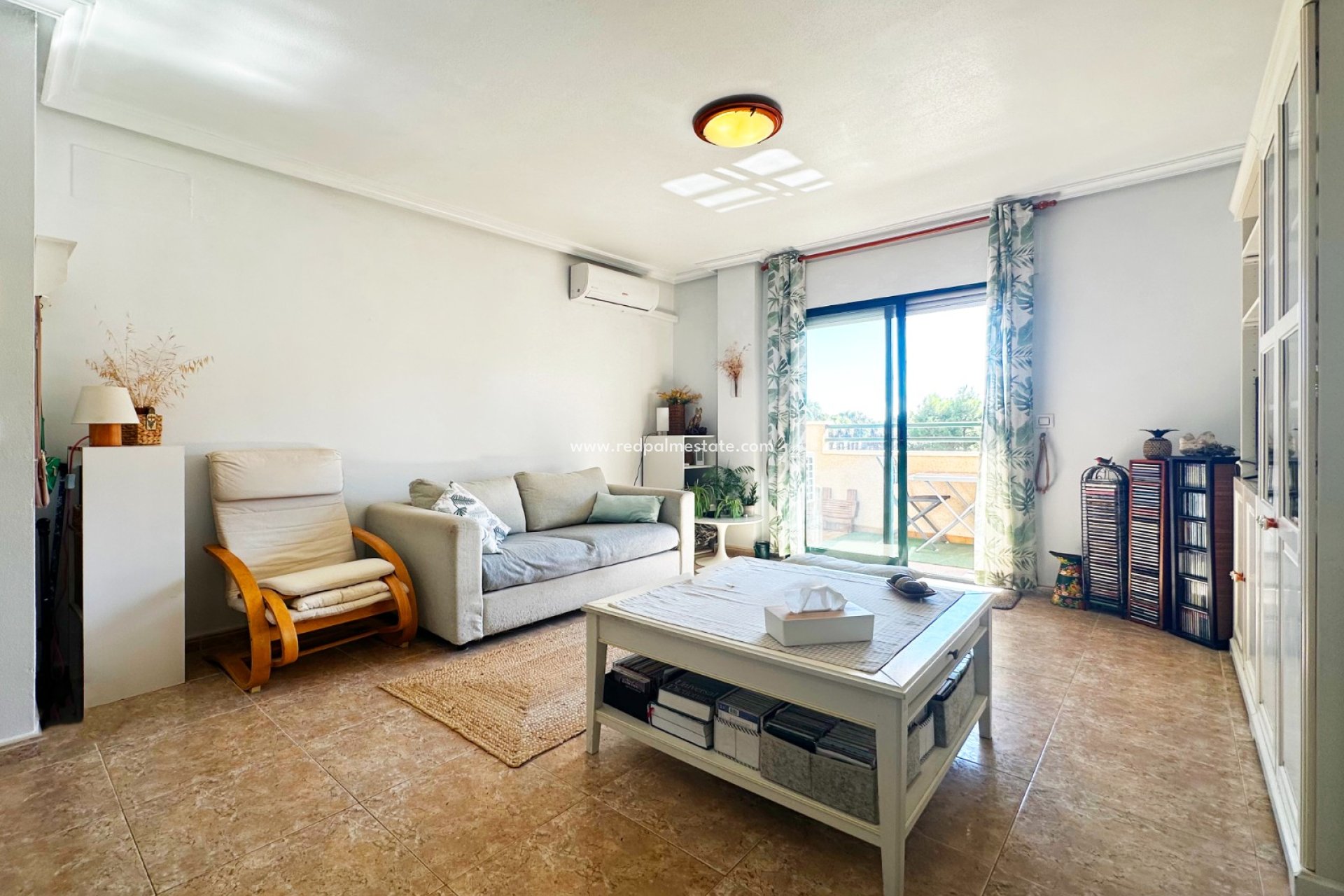 Återförsäljning - Lägenhet -
Orihuela Costa
