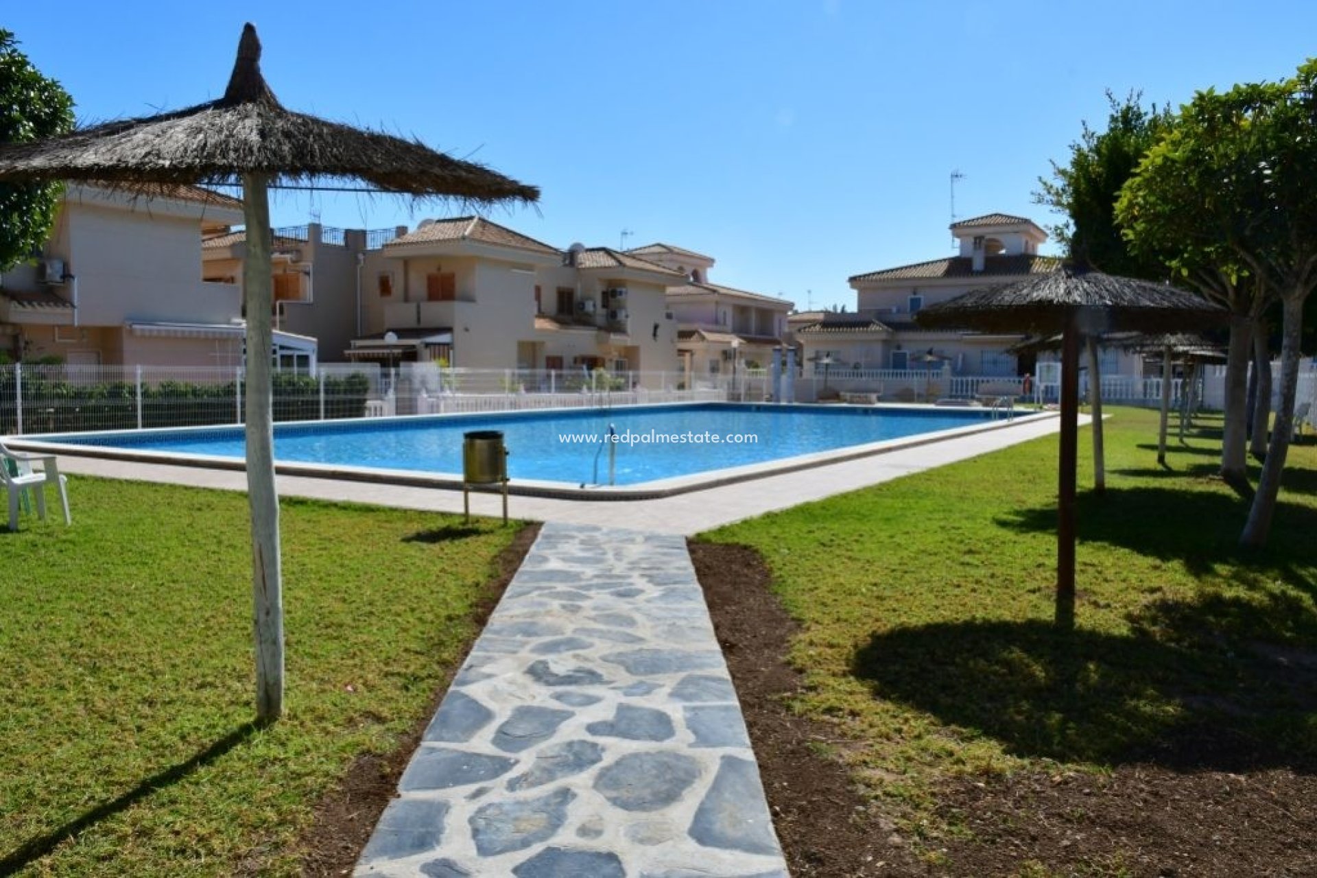 Återförsäljning - Lägenhet -
Orihuela Costa