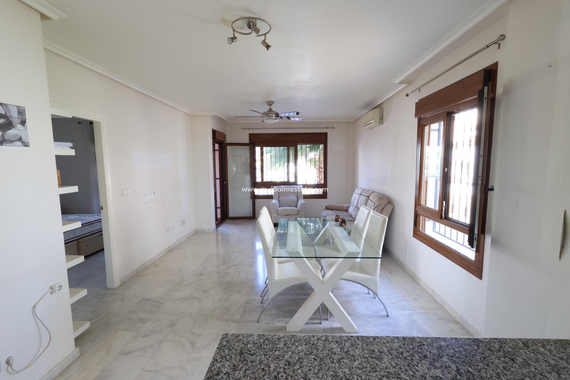 Återförsäljning - Lägenhet -
Orihuela Costa