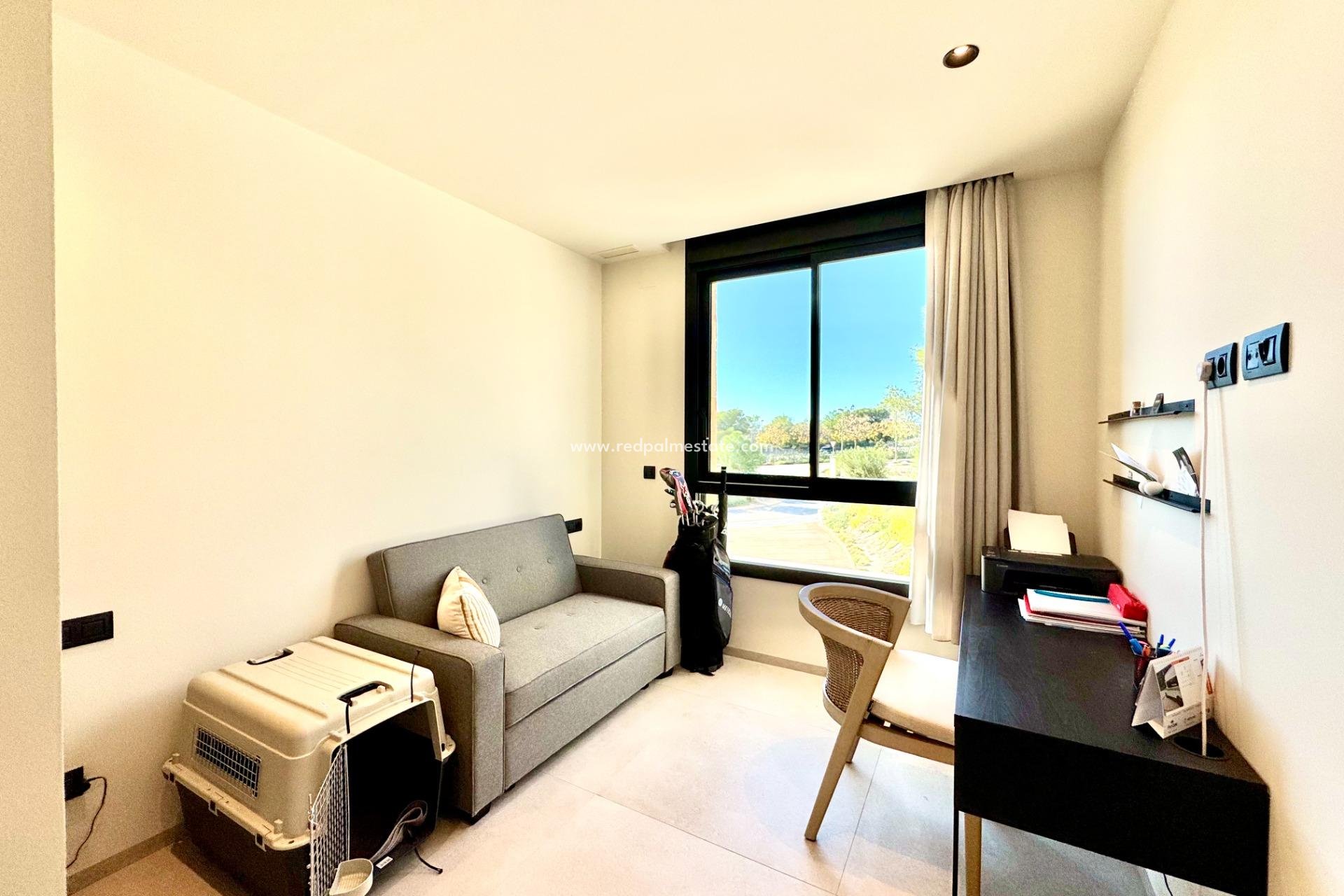Återförsäljning - Lägenhet -
Orihuela - Las Colinas Golf