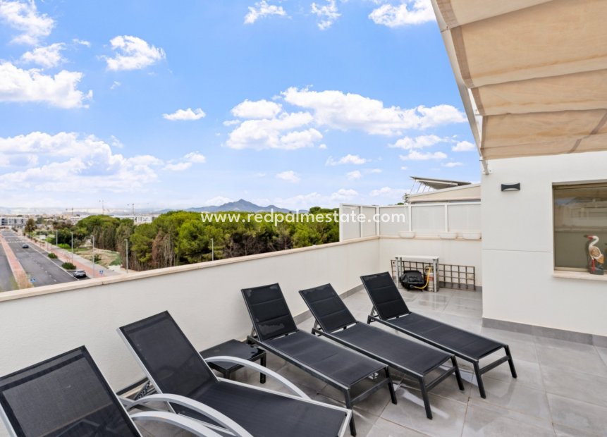 Återförsäljning - Lägenhet Penthouse -
Alicante - Playa San Juan