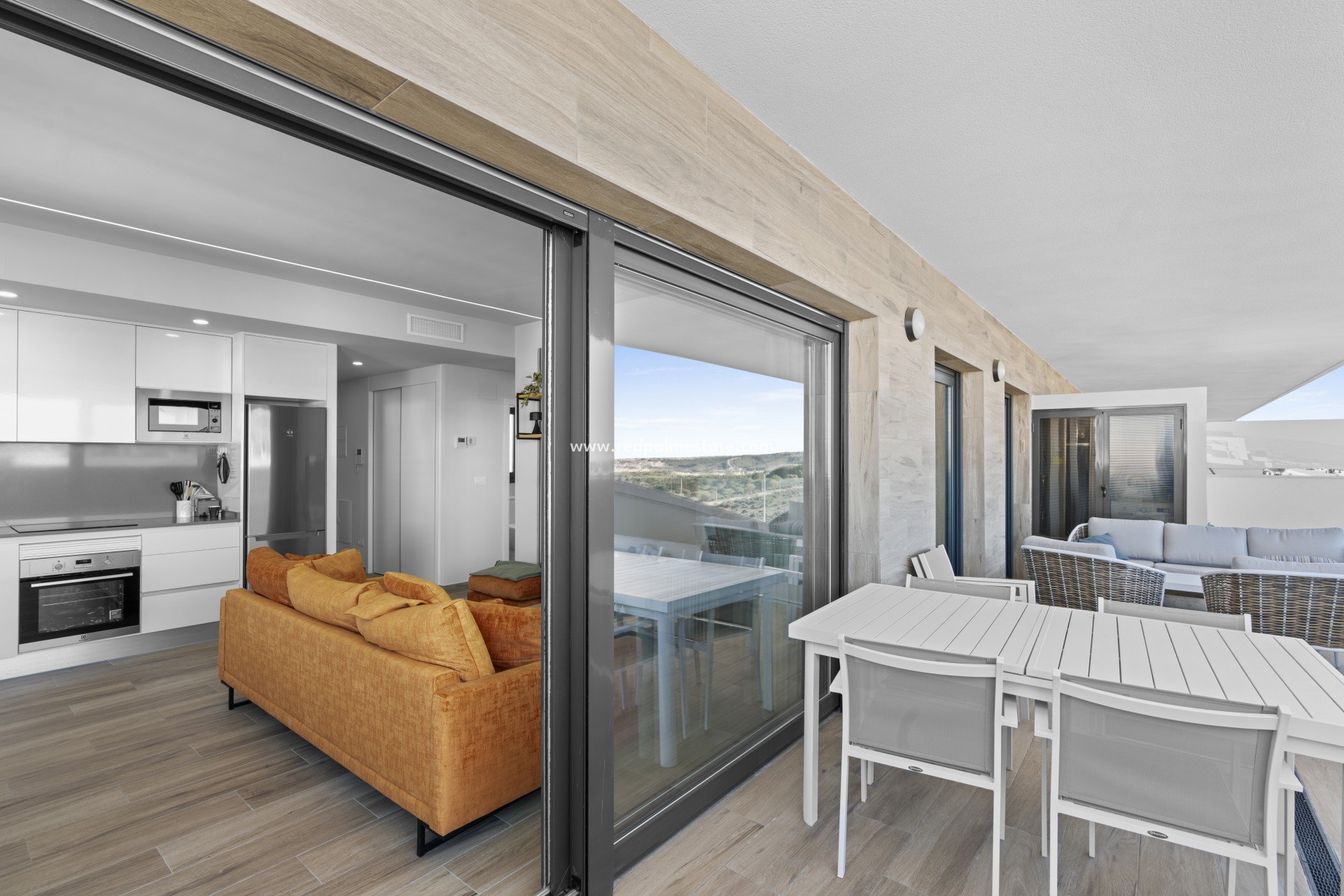 Återförsäljning - Lägenhet Penthouse -
Gran Alacant - Arenales del Sol