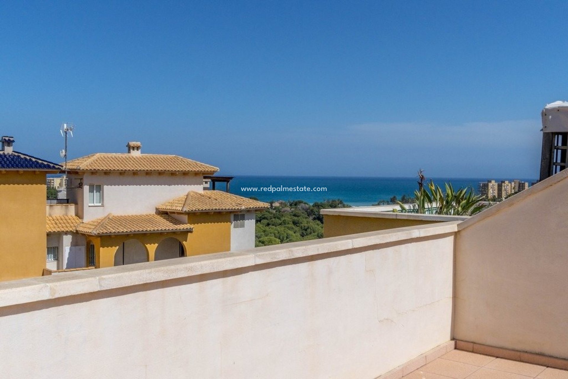 Återförsäljning - Lägenhet Penthouse -
Orihuela Costa - Campoamor