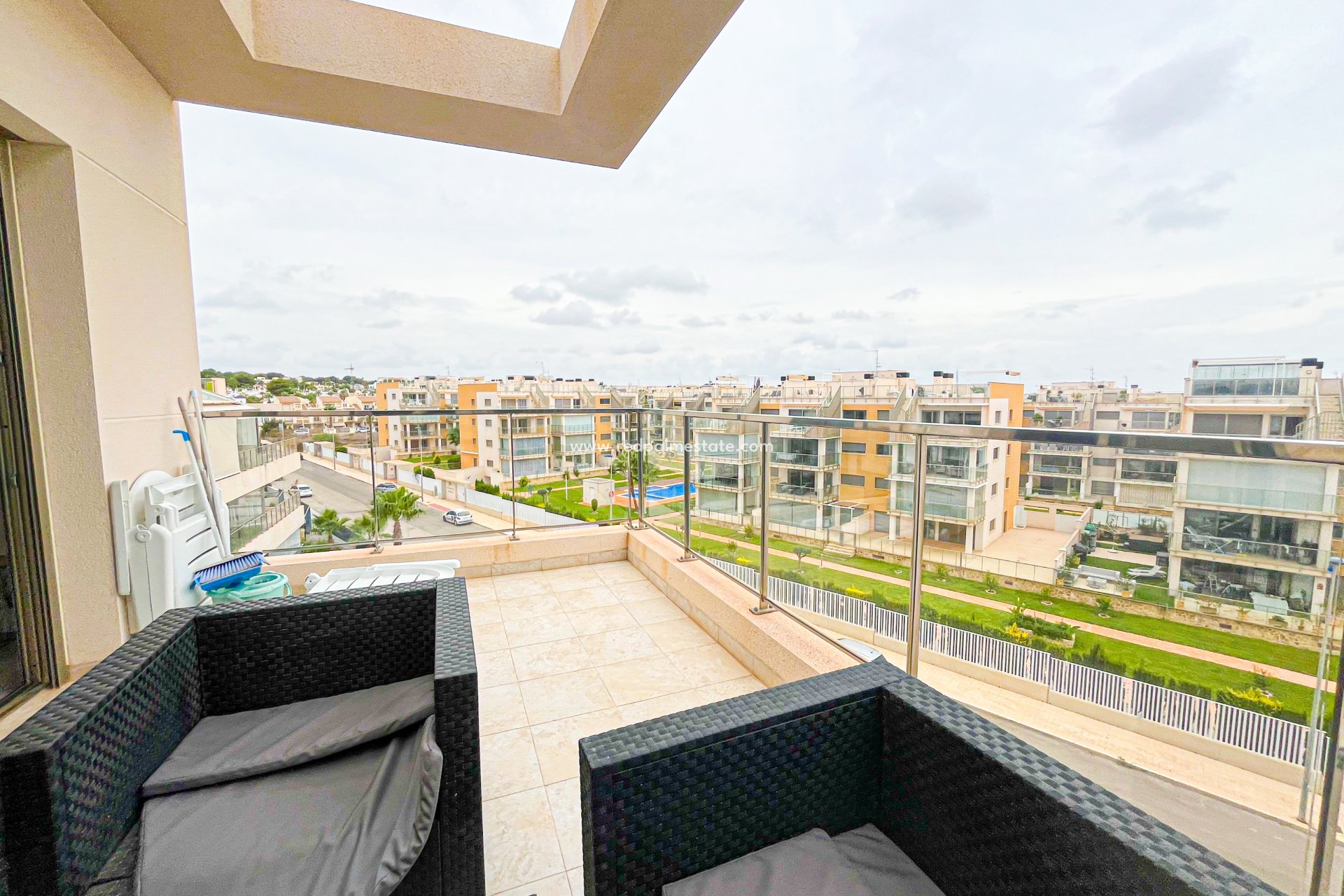 Återförsäljning - Lägenhet Penthouse -
Orihuela Costa - Costa Blanca