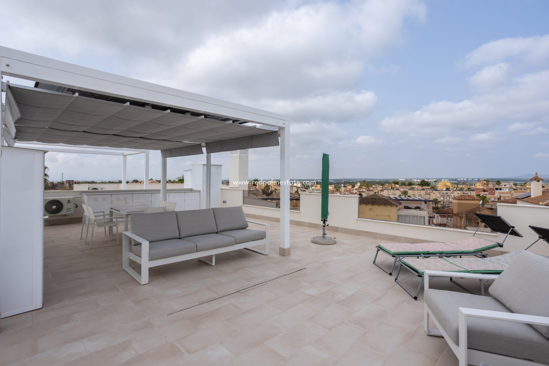 Återförsäljning - Lägenhet Penthouse -
Orihuela Costa - Costa Blanca