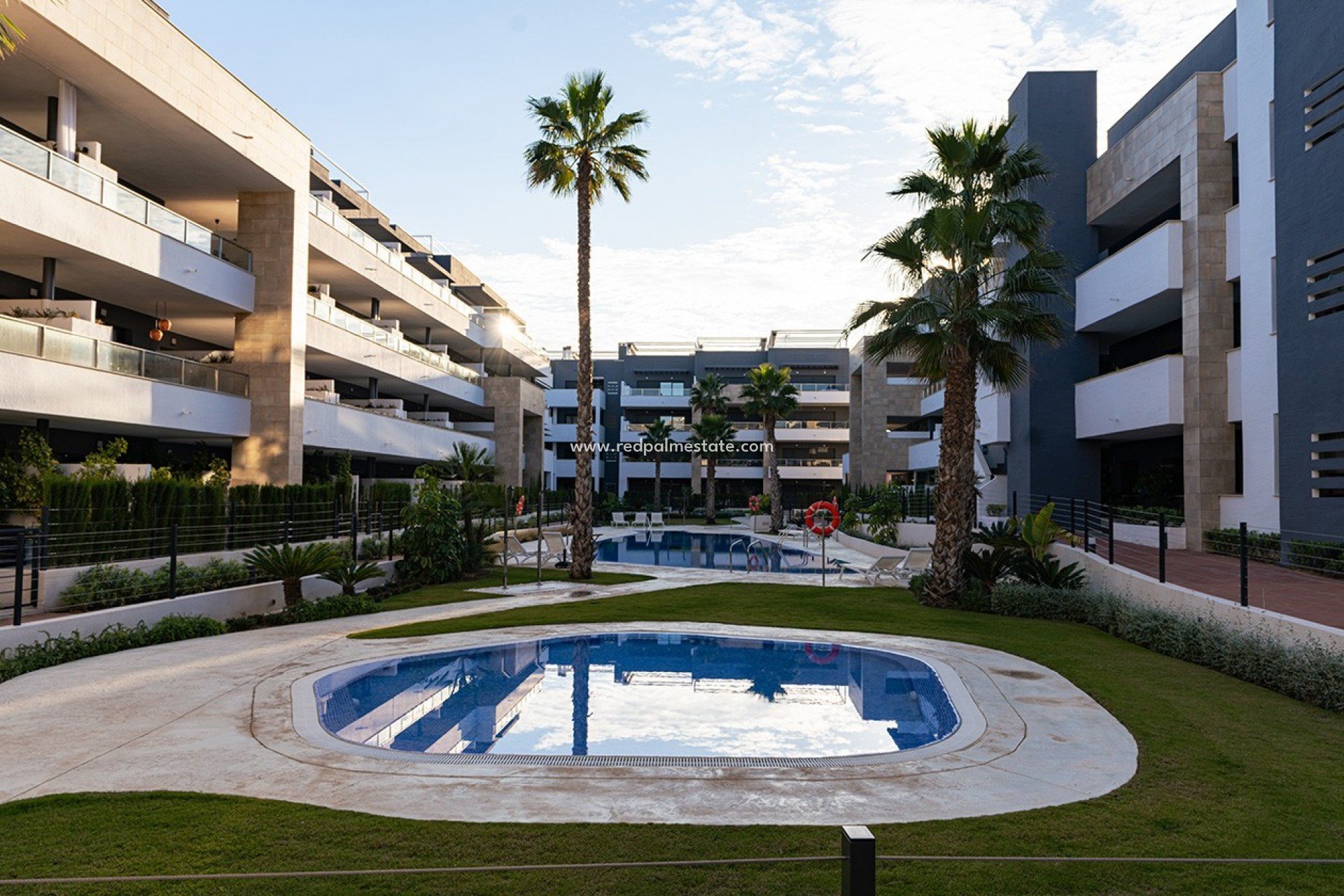 Återförsäljning - Lägenhet Penthouse -
Orihuela Costa - Playa Flamenca