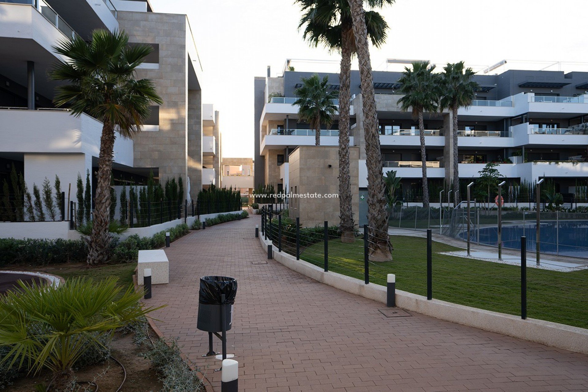 Återförsäljning - Lägenhet Penthouse -
Orihuela Costa - Playa Flamenca