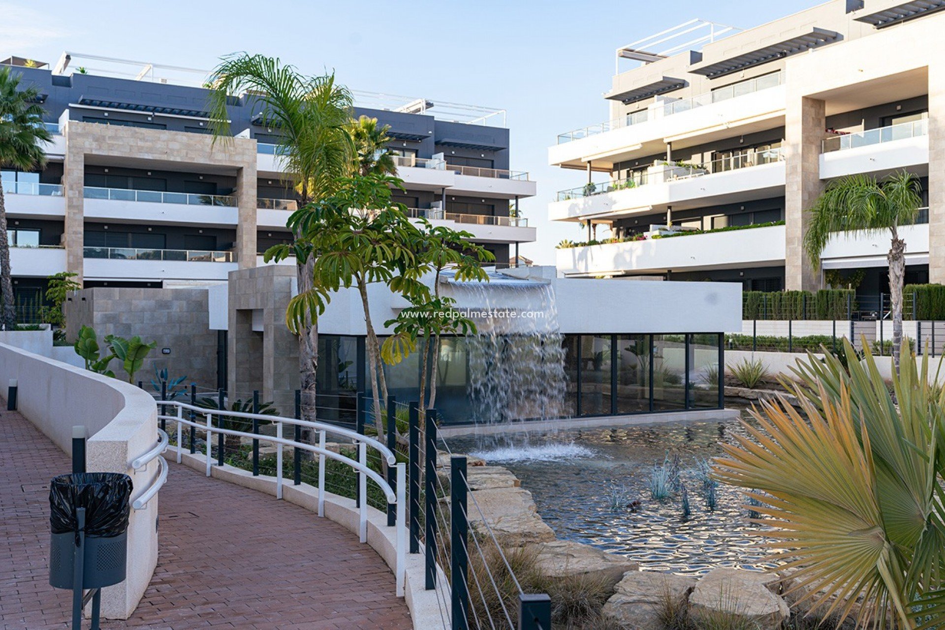 Återförsäljning - Lägenhet Penthouse -
Orihuela Costa - Playa Flamenca