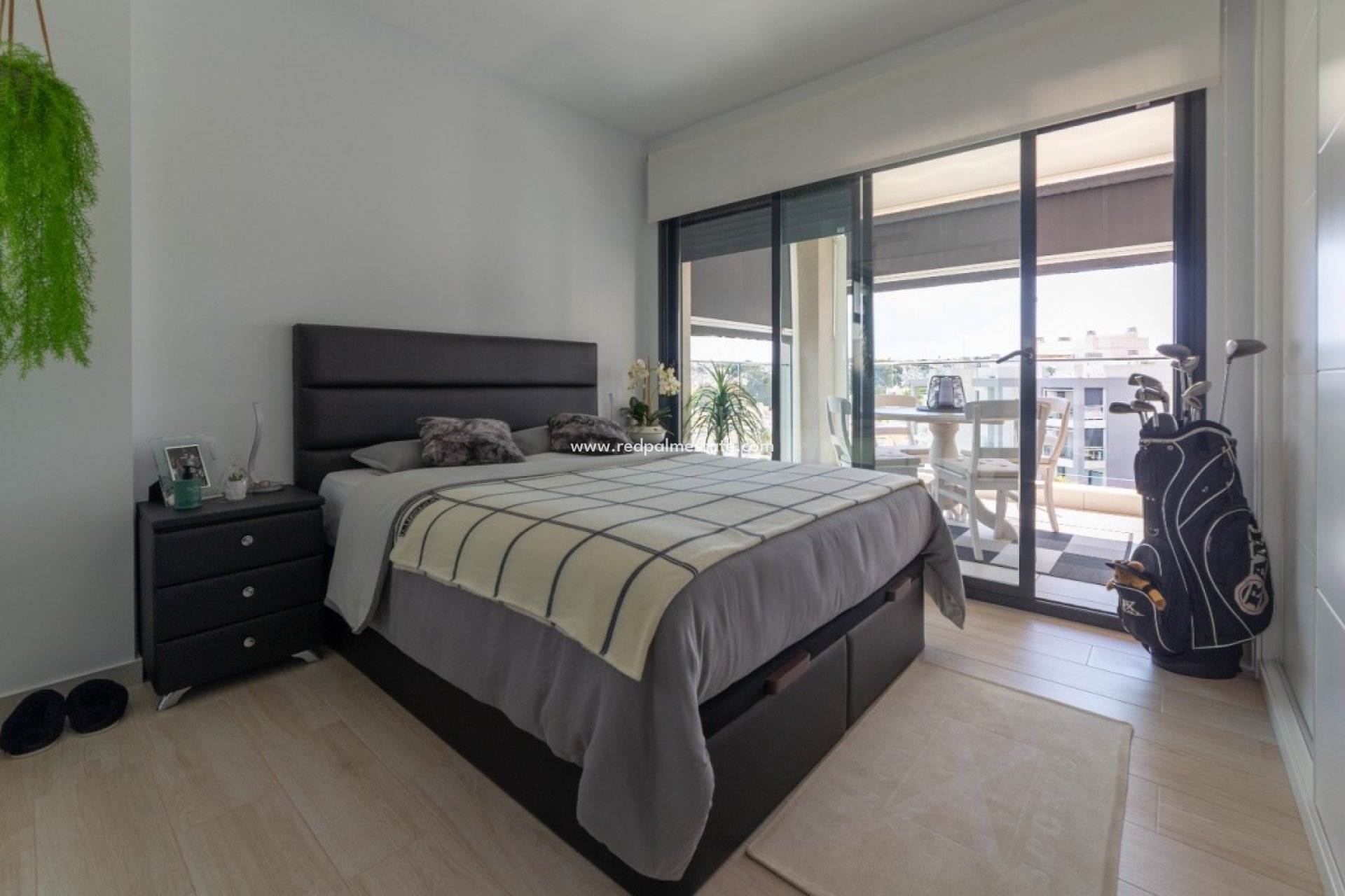 Återförsäljning - Lägenhet Penthouse -
Orihuela Costa - Villamartin