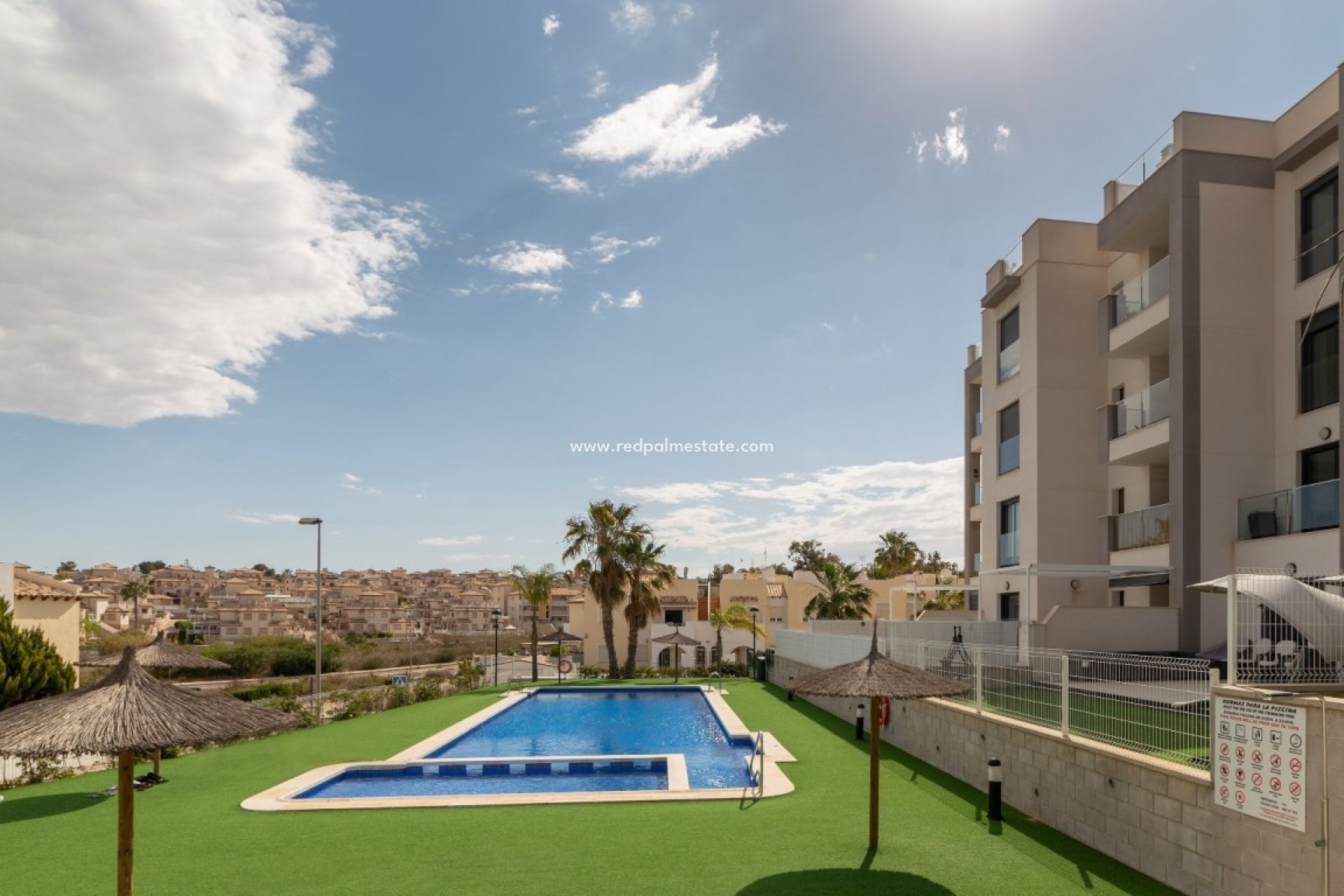 Återförsäljning - Lägenhet Penthouse -
Orihuela Costa - Villamartin