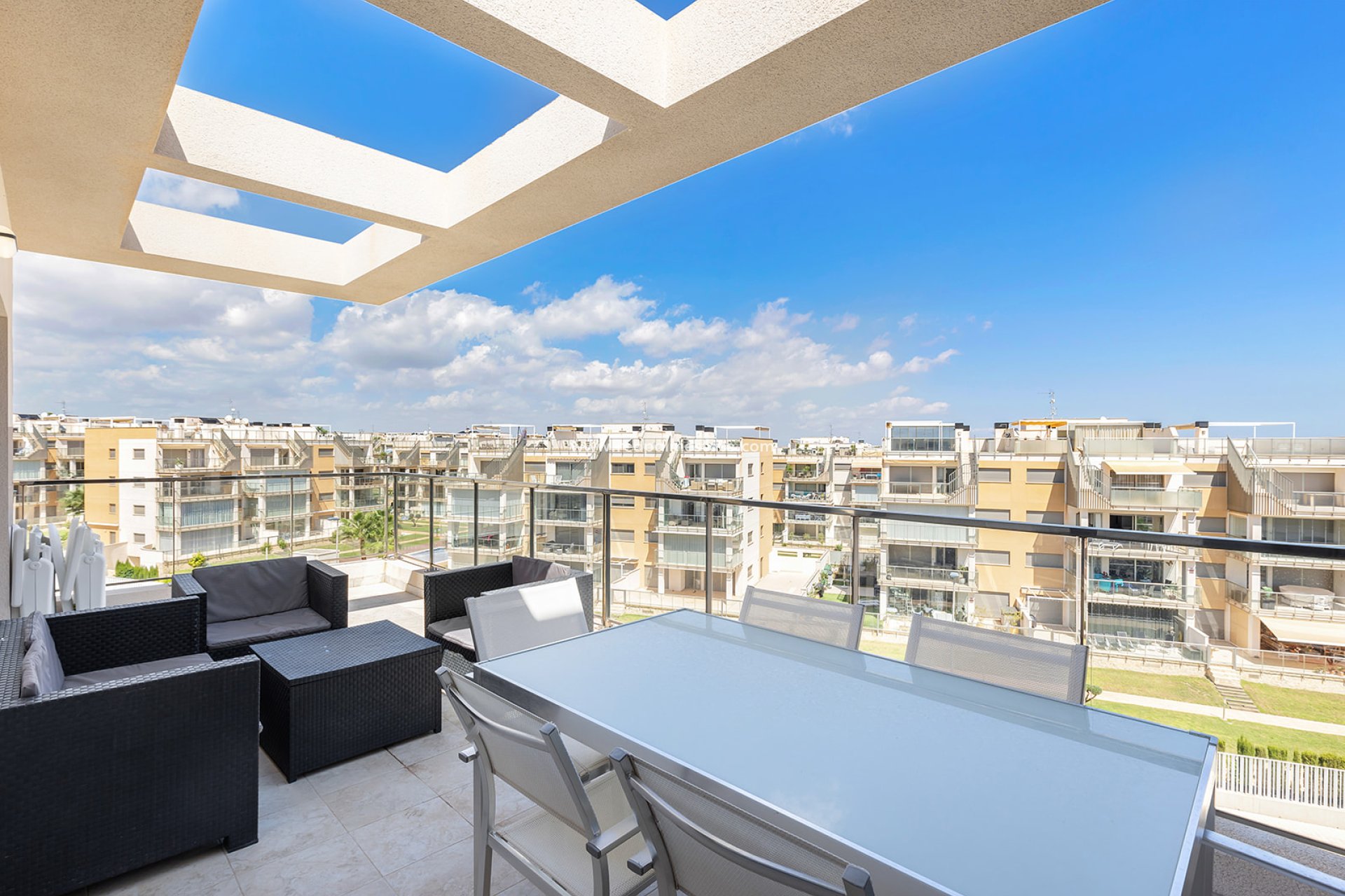 Återförsäljning - Lägenhet Penthouse -
Orihuela Costa - Villamartín