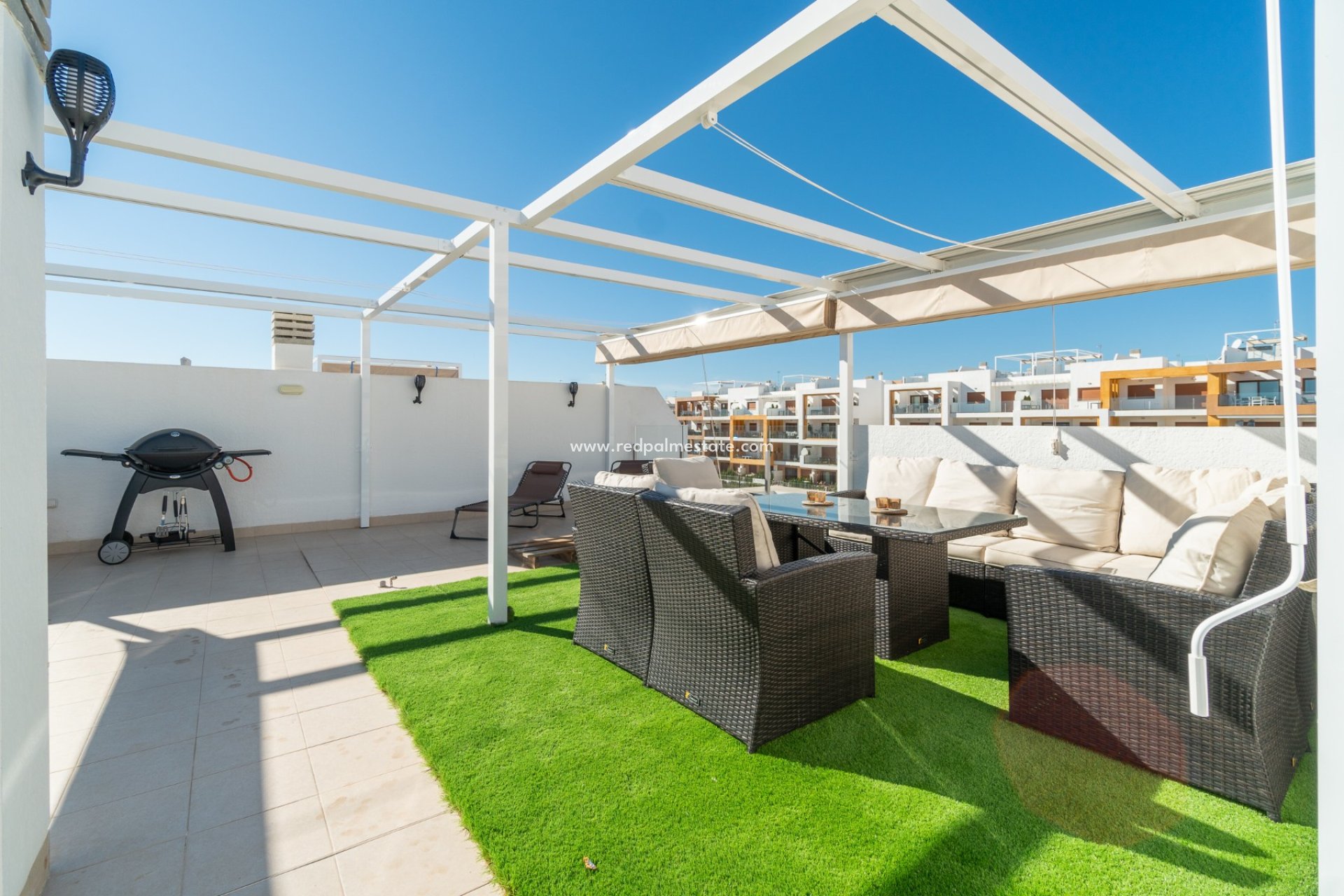 Återförsäljning - Lägenhet Penthouse -
Orihuela Costa - Villamartín