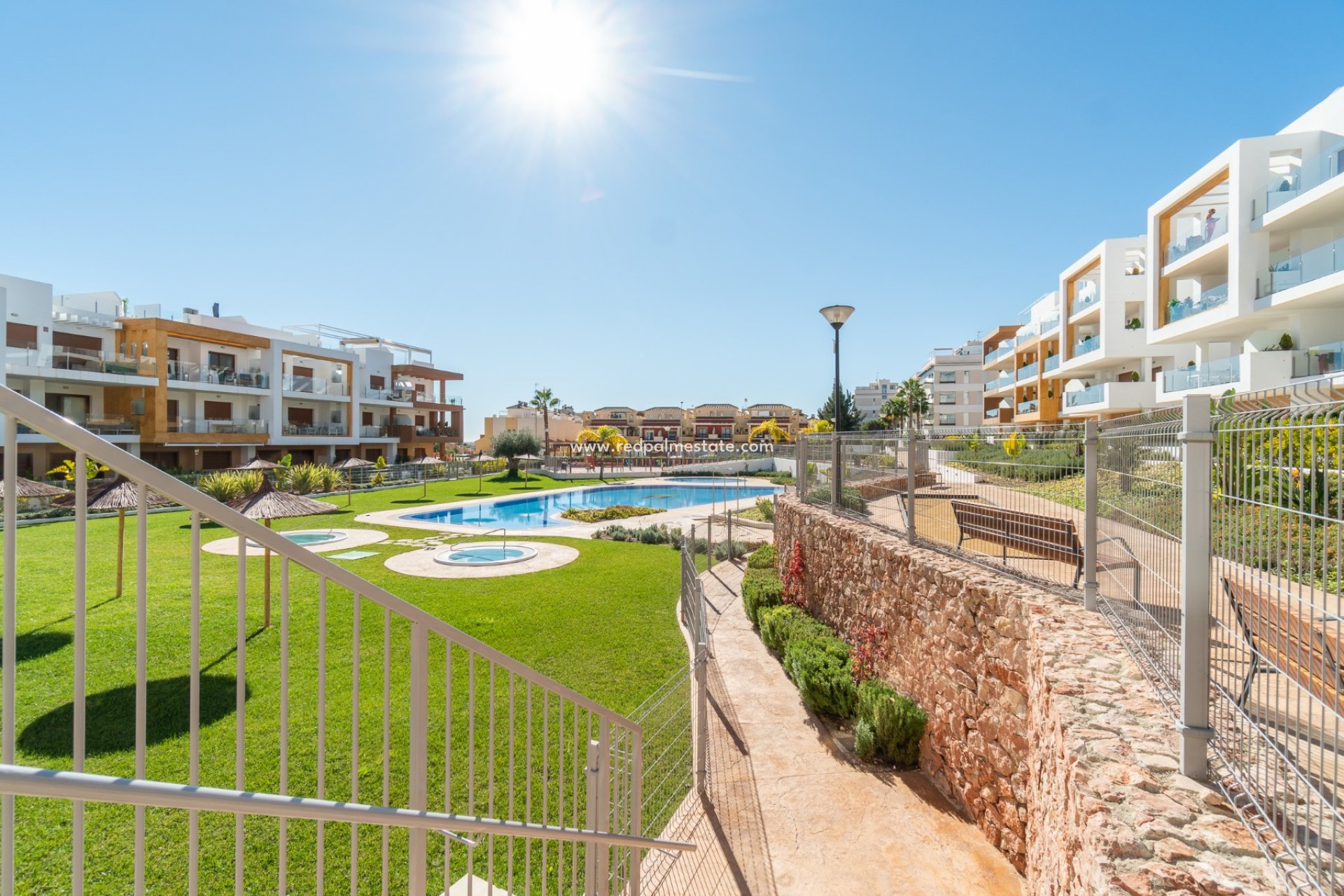 Återförsäljning - Lägenhet Penthouse -
Orihuela Costa - Villamartín