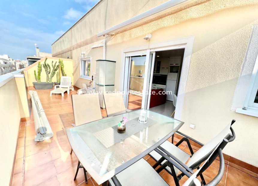 Återförsäljning - Lägenhet Penthouse -
Torrevieja - Center