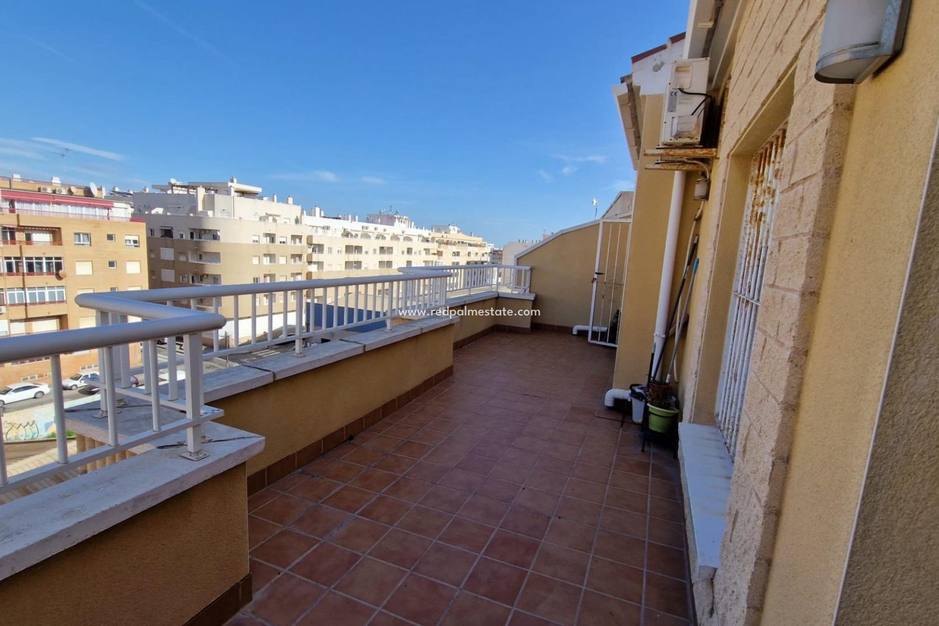 Återförsäljning - Lägenhet Penthouse -
Torrevieja - El molino