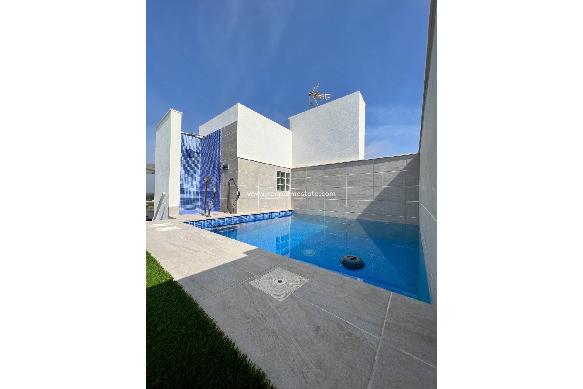 Återförsäljning - Lägenhet Penthouse -
Torrevieja - La Mata