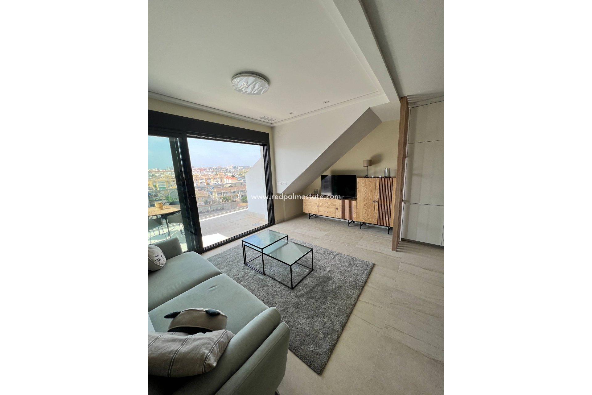 Återförsäljning - Lägenhet Penthouse -
Torrevieja - La Mata