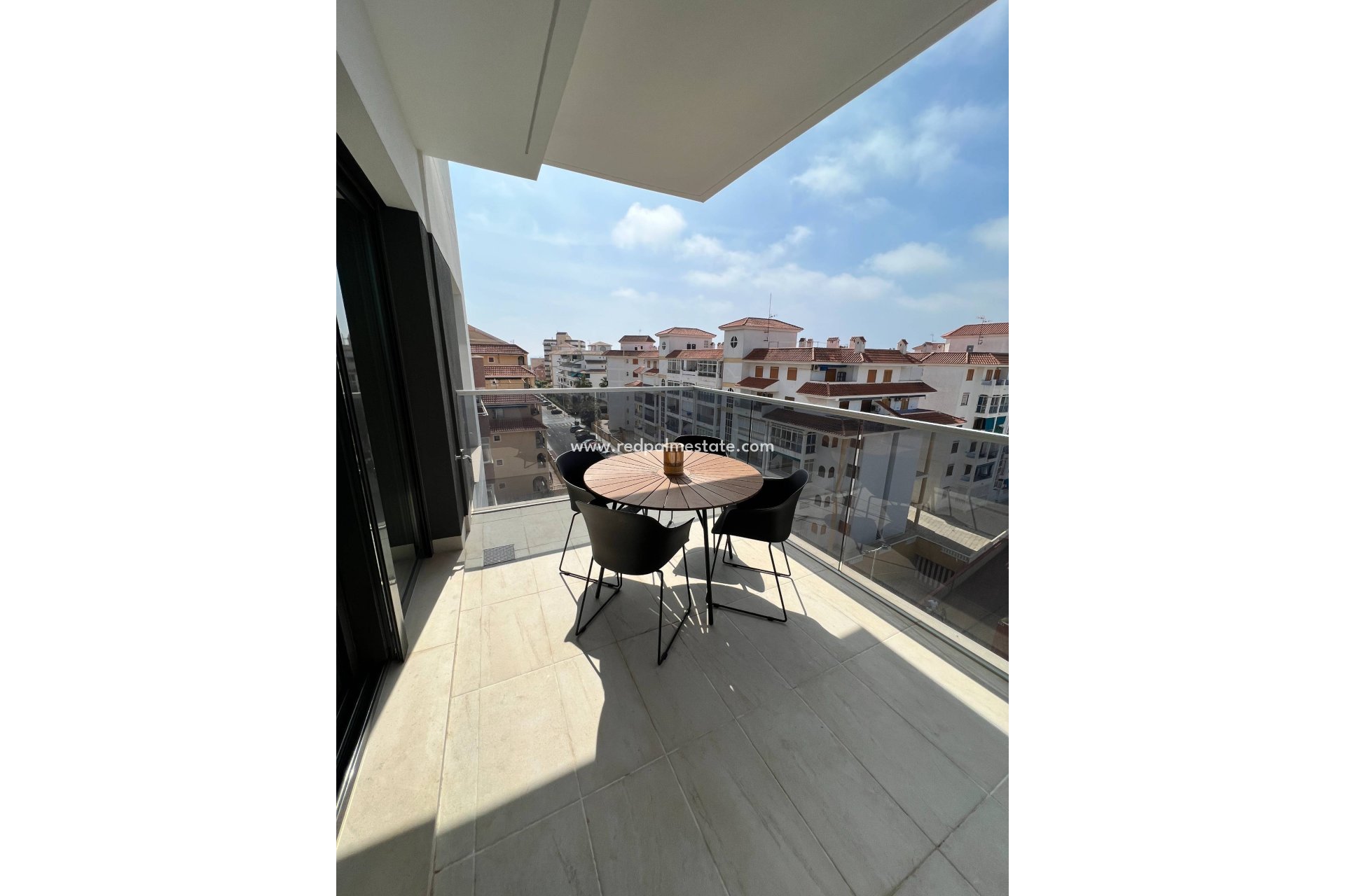 Återförsäljning - Lägenhet Penthouse -
Torrevieja - La Mata