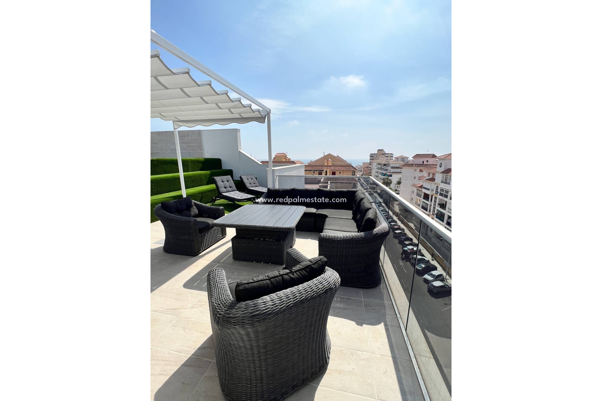 Återförsäljning - Lägenhet Penthouse -
Torrevieja - La Mata