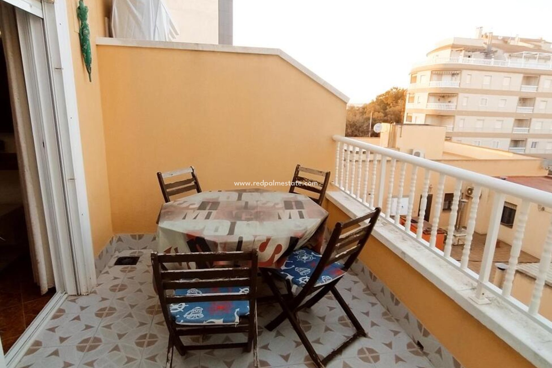 Återförsäljning - Lägenhet Penthouse -
Torrevieja - La Mata