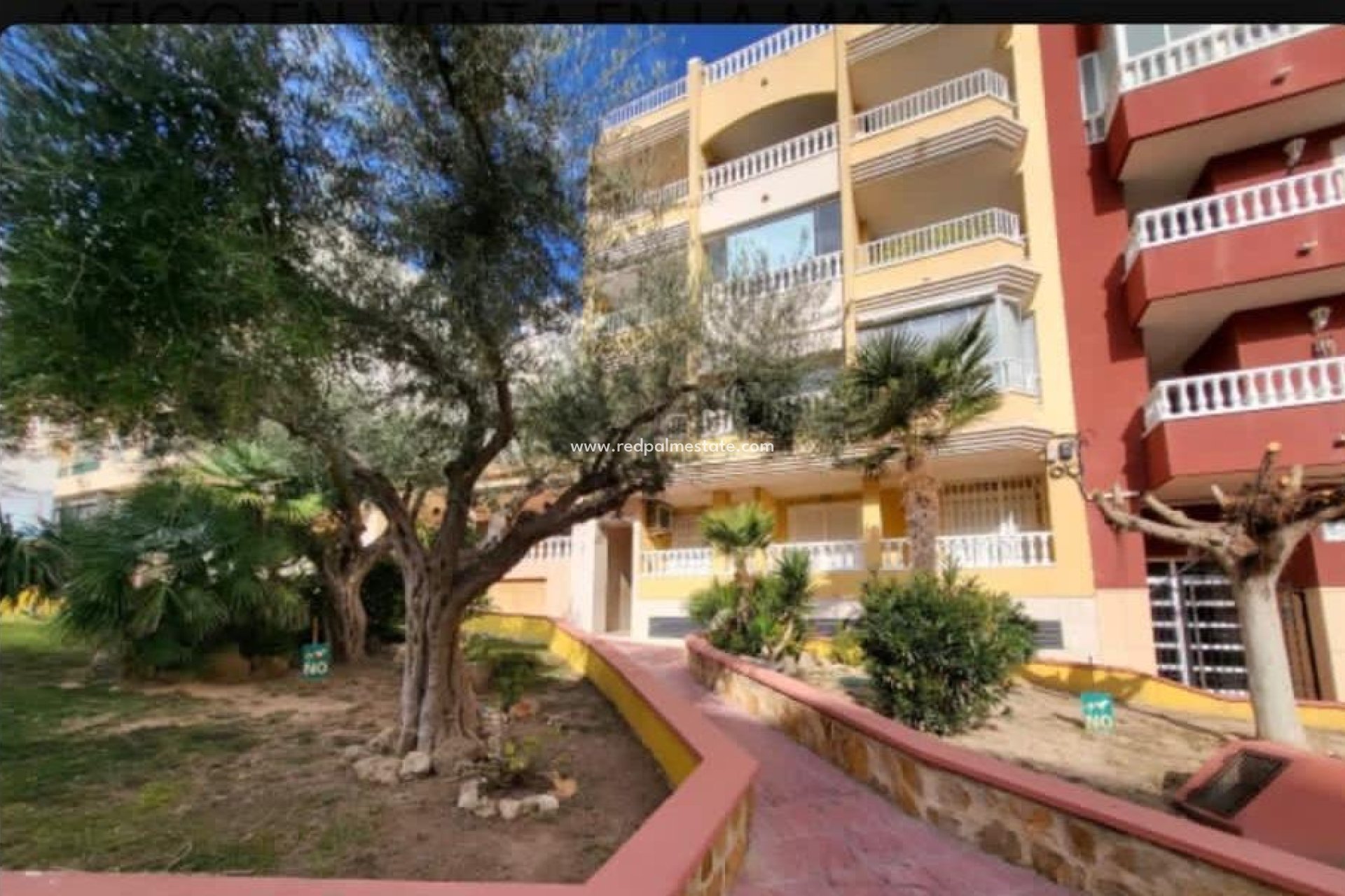 Återförsäljning - Lägenhet Penthouse -
Torrevieja - La Mata