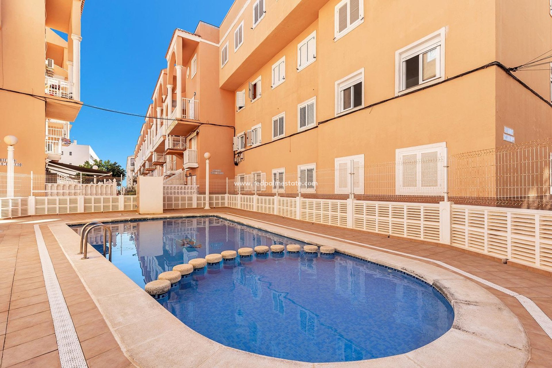 Återförsäljning - Lägenhet Penthouse -
Torrevieja - La Mata