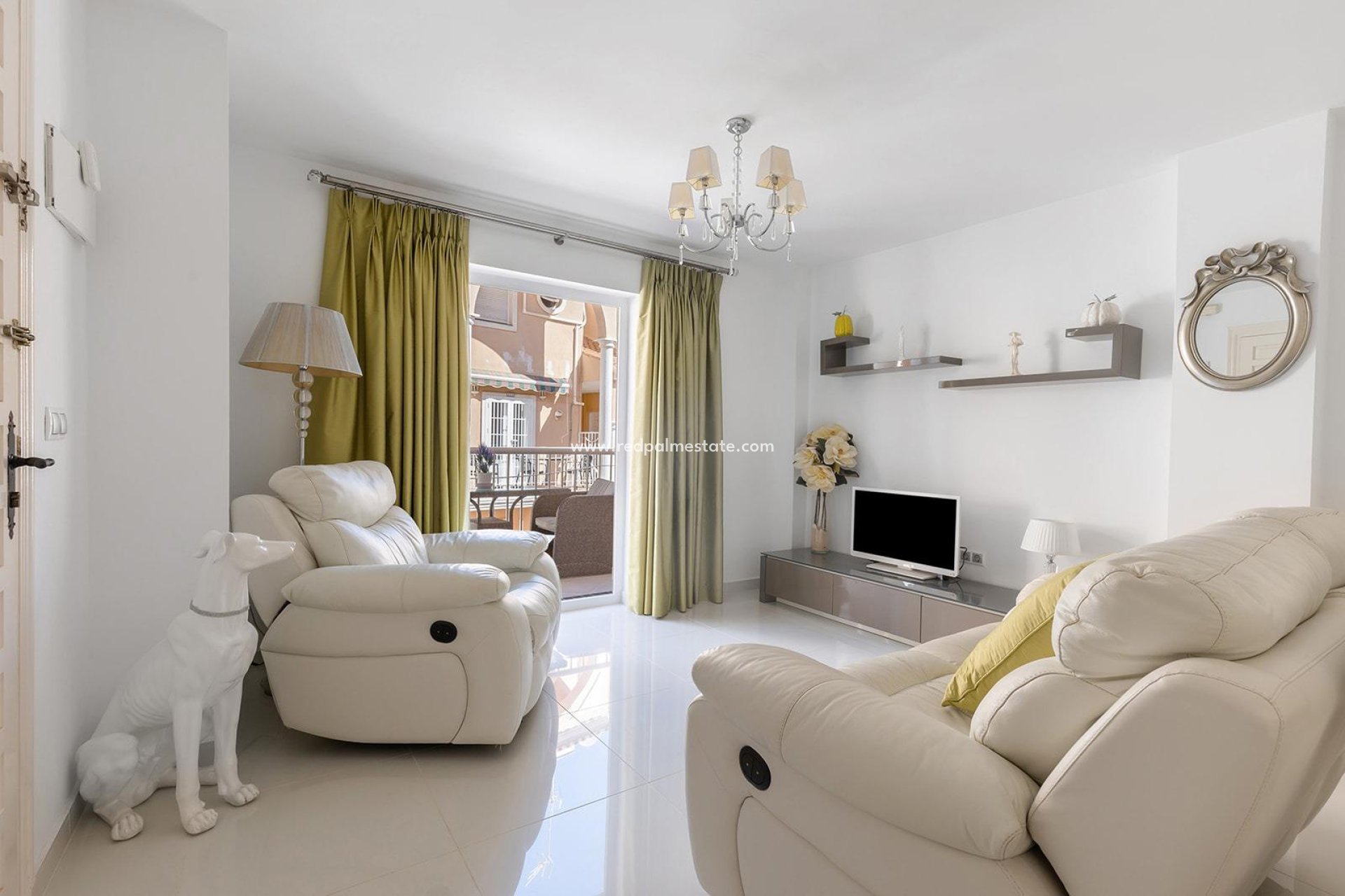 Återförsäljning - Lägenhet Penthouse -
Torrevieja - La Mata