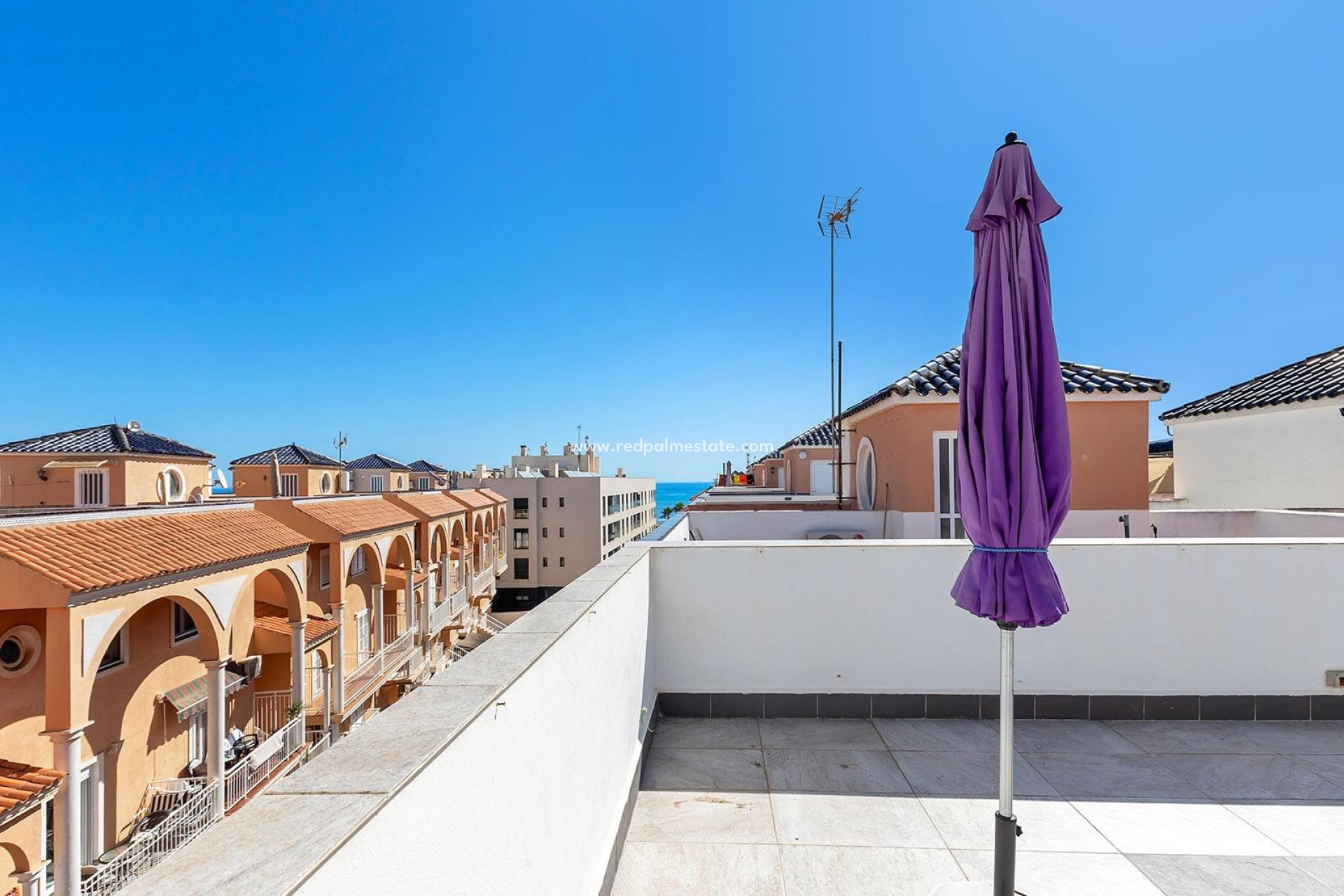 Återförsäljning - Lägenhet Penthouse -
Torrevieja - La Mata