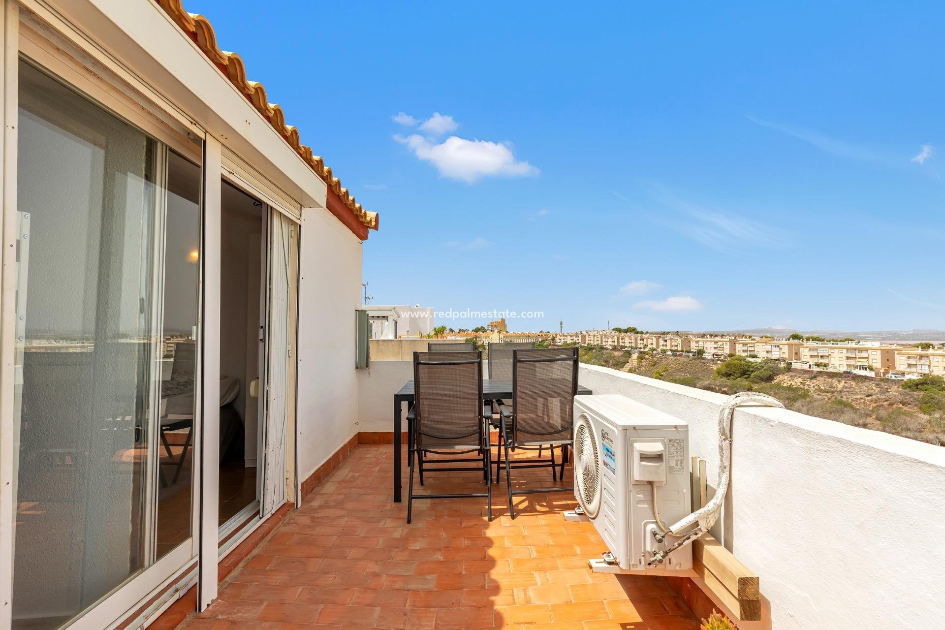 Återförsäljning - Lägenhet Penthouse -
Torrevieja - La Mata