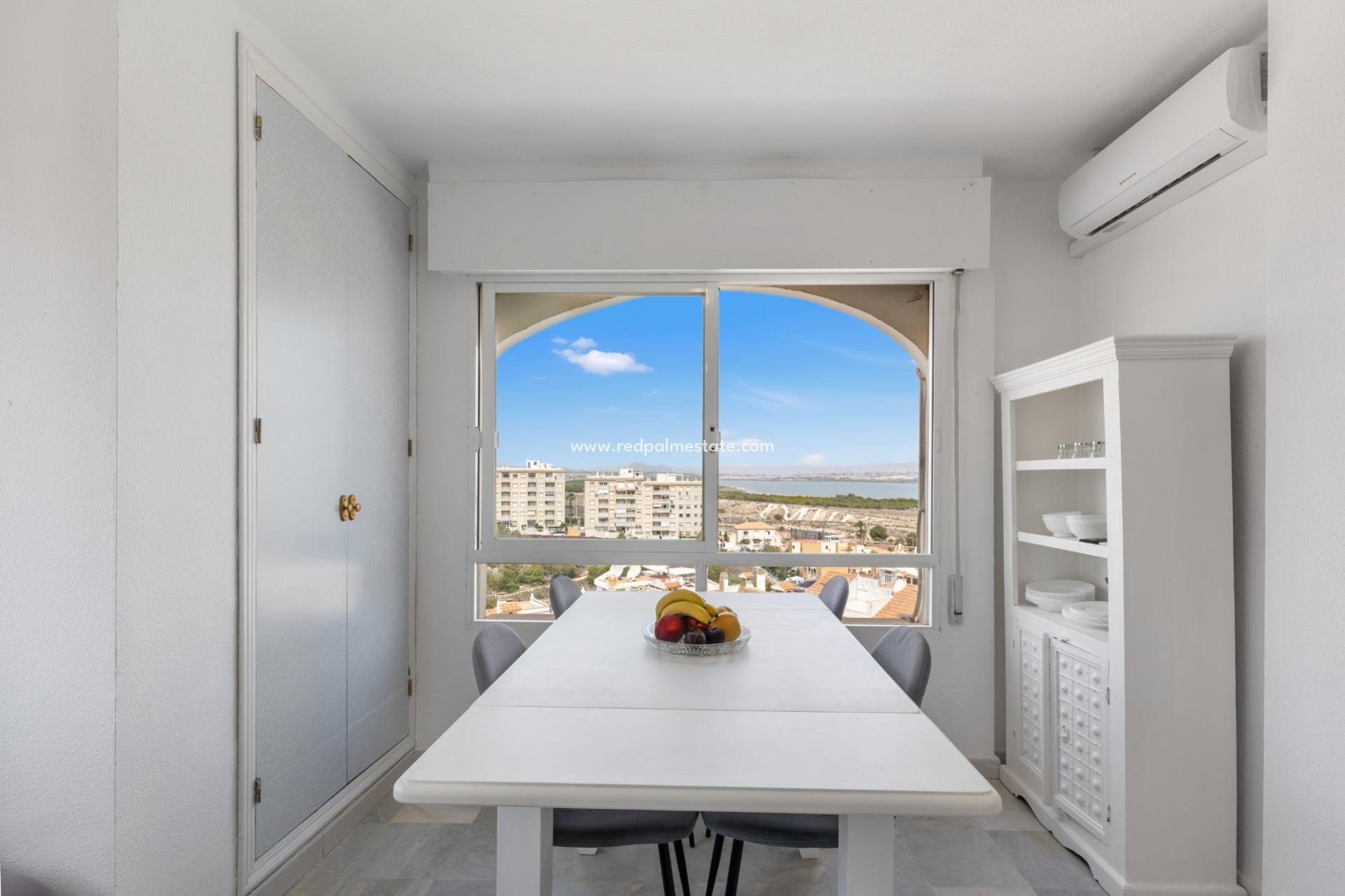 Återförsäljning - Lägenhet Penthouse -
Torrevieja - La Mata