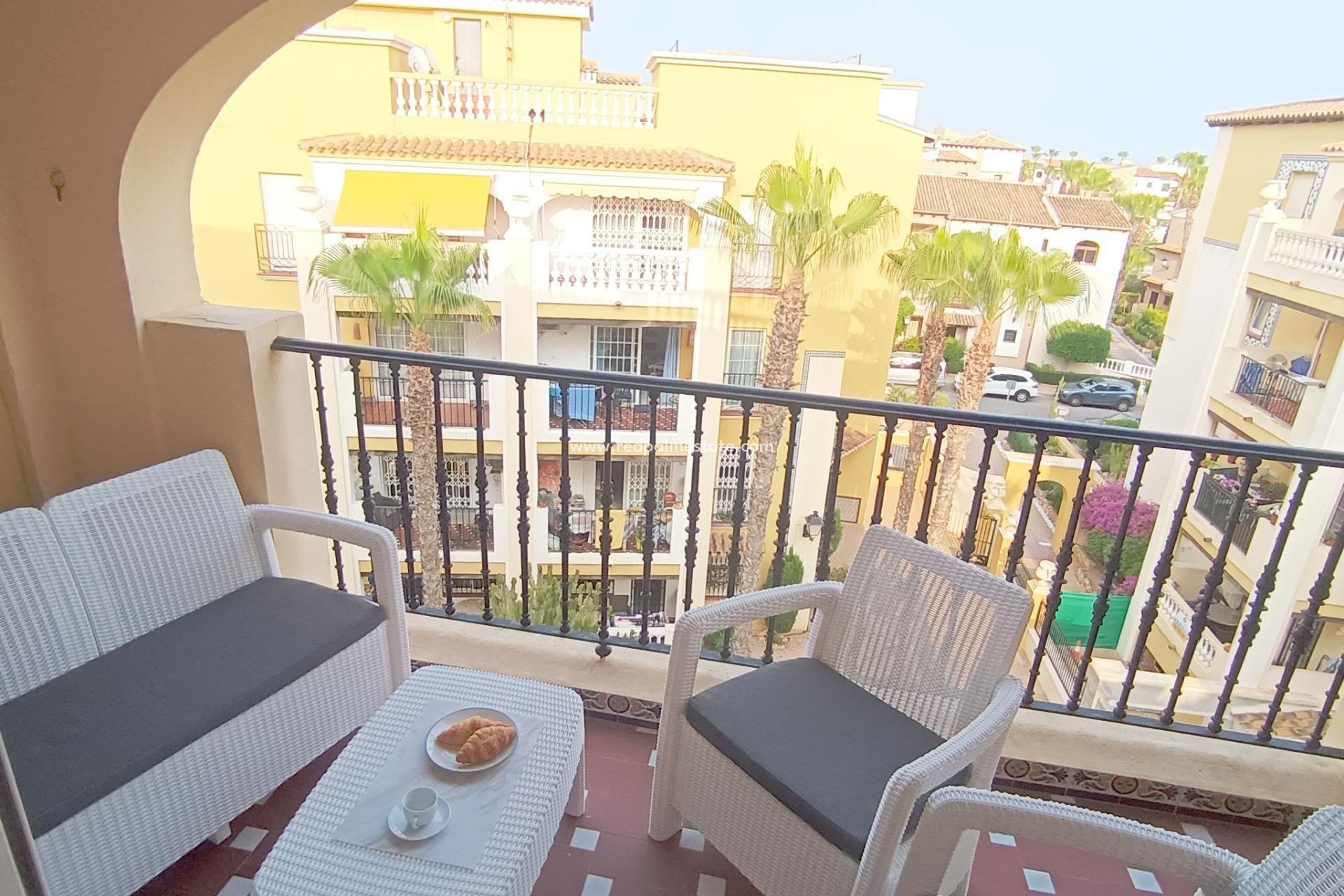 Återförsäljning - Lägenhet Penthouse -
Torrevieja - Rosaleda-los frutales