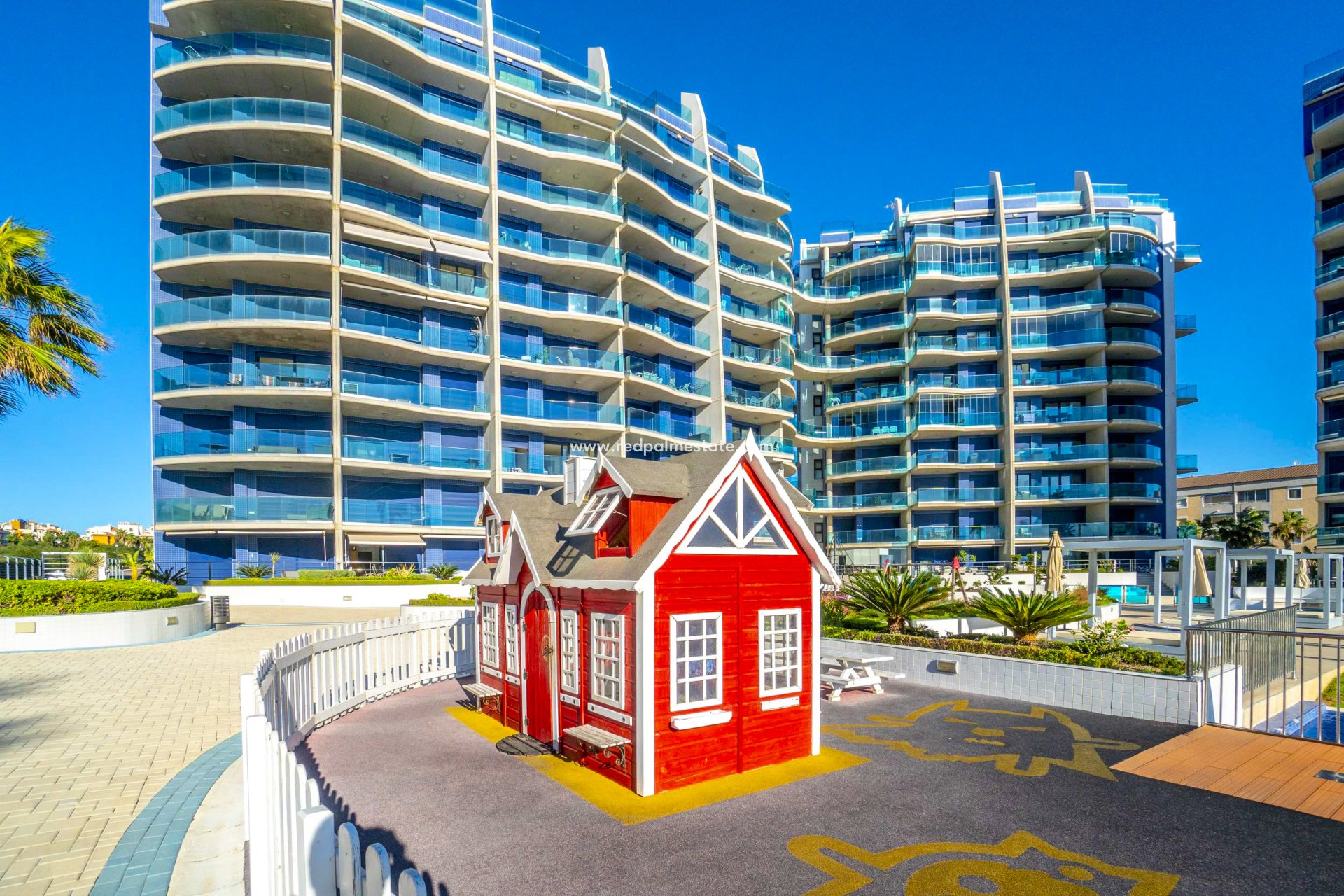 Återförsäljning - Lägenhet -
Punta Prima - Costa Blanca