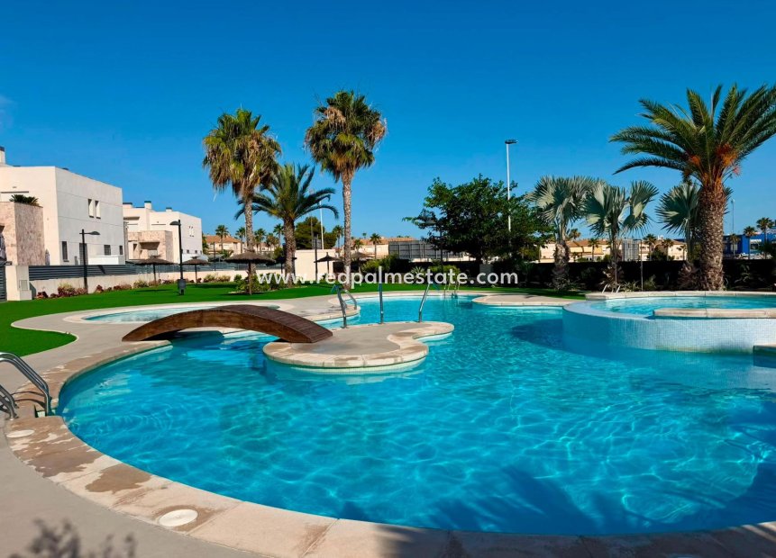 Återförsäljning - Lägenhet -
Torrevieja - Aguas Nuevas