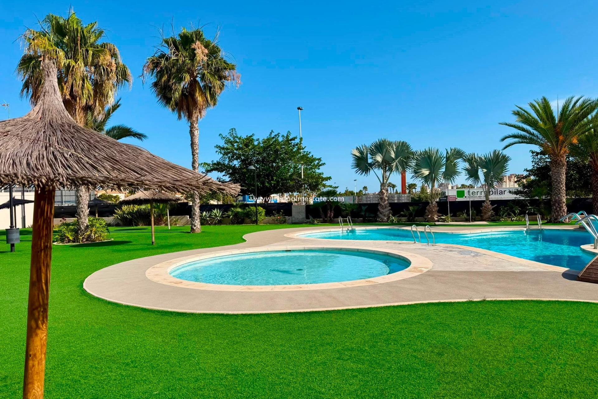 Återförsäljning - Lägenhet -
Torrevieja - Aguas Nuevas