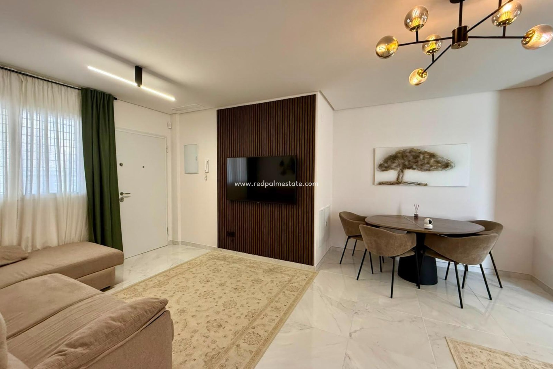 Återförsäljning - Lägenhet -
Torrevieja - Aguas Nuevas